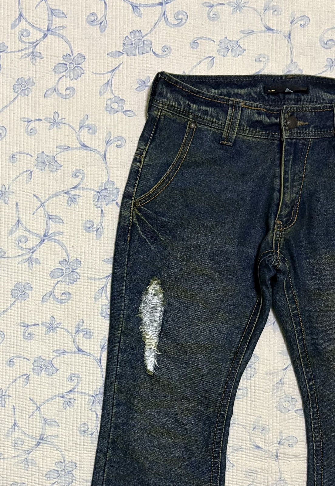 Japanese Brand Japanese Icom Streetwear Flared Jeans Distressed Denim Size US 31 - 5 Thumbnail