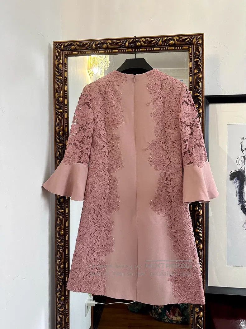 Valentino Valentino Pink lace cut-out flared sleeve dress Size S / US 4 / IT 40 - 2 Thumbnail