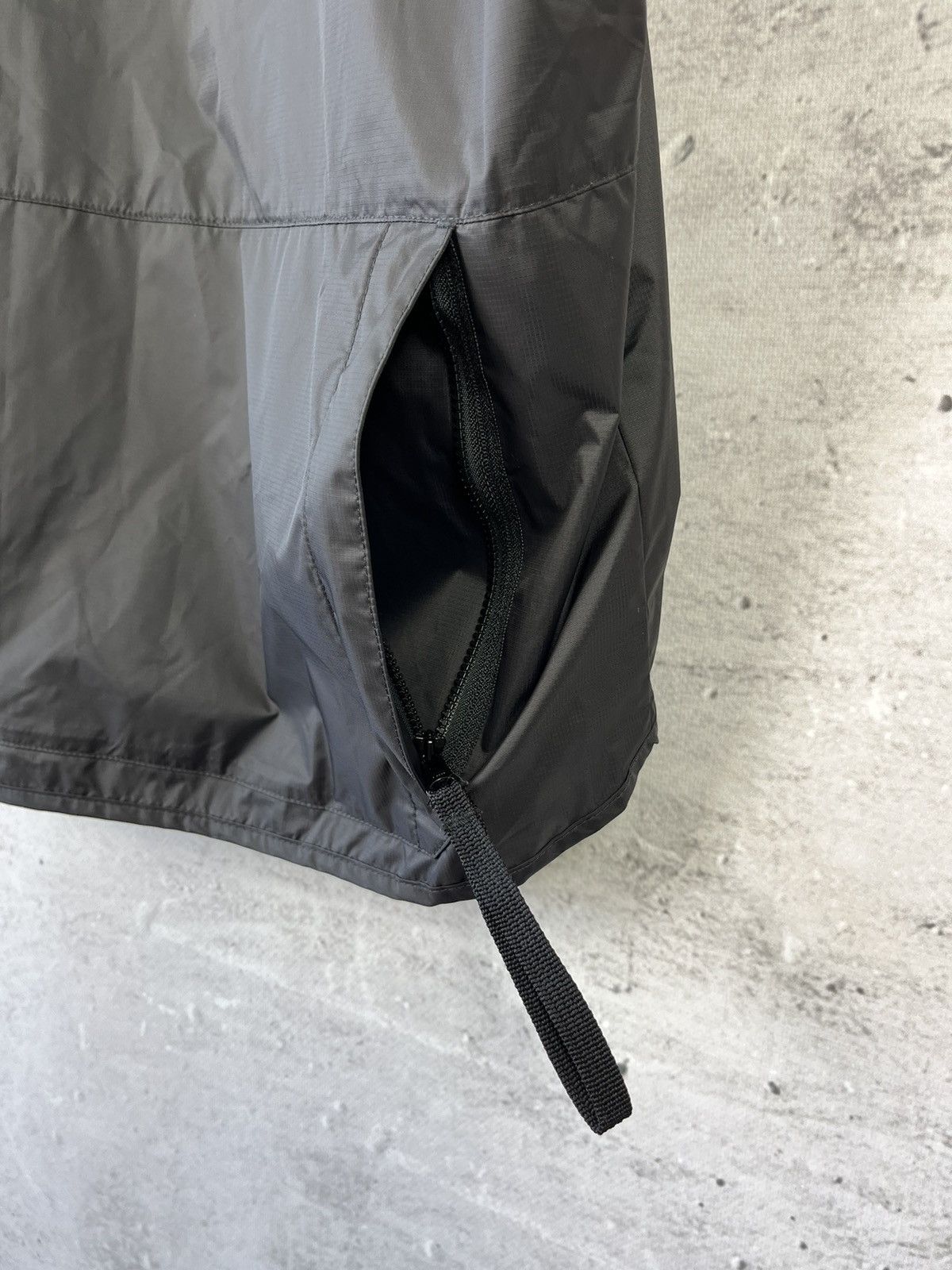 Helly Hansen Helly Hansen - reversible boxy tactical vest Size US L / EU 52-54 / 3 - 9 Thumbnail