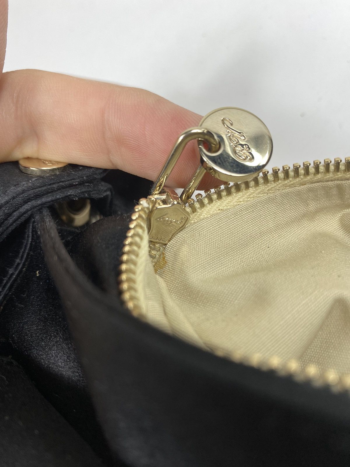 Roger Vivier Roger Vivier Satin Evening Mini Bag Size ONE SIZE - 20 Thumbnail