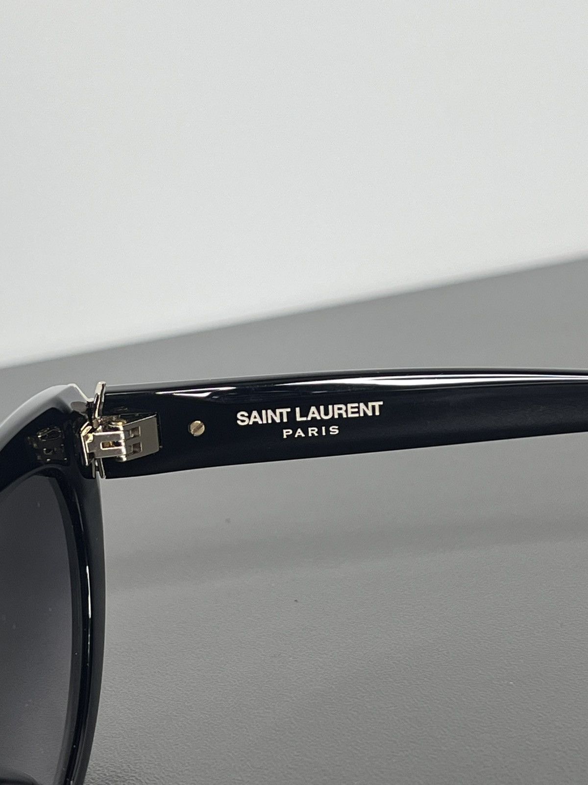 Saint Laurent Paris Saint Laurent Sunglasses Size ONE SIZE - 15 Thumbnail