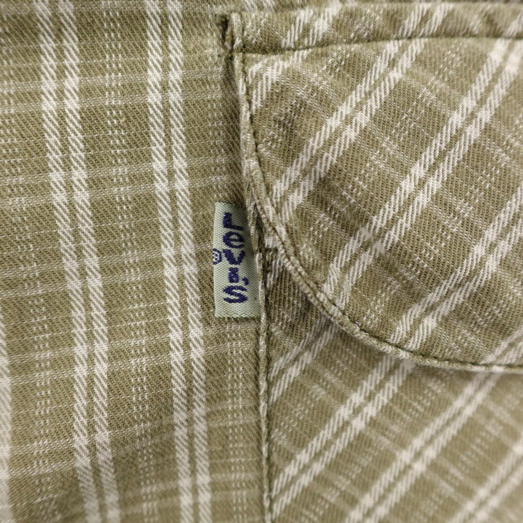 Levi's VINTAGE Levi's Shirt Mens Large Green Plaid Button-Up Dual Pocket 90s Silver Tab Size US L / EU 52-54 / 3 - 4 Thumbnail