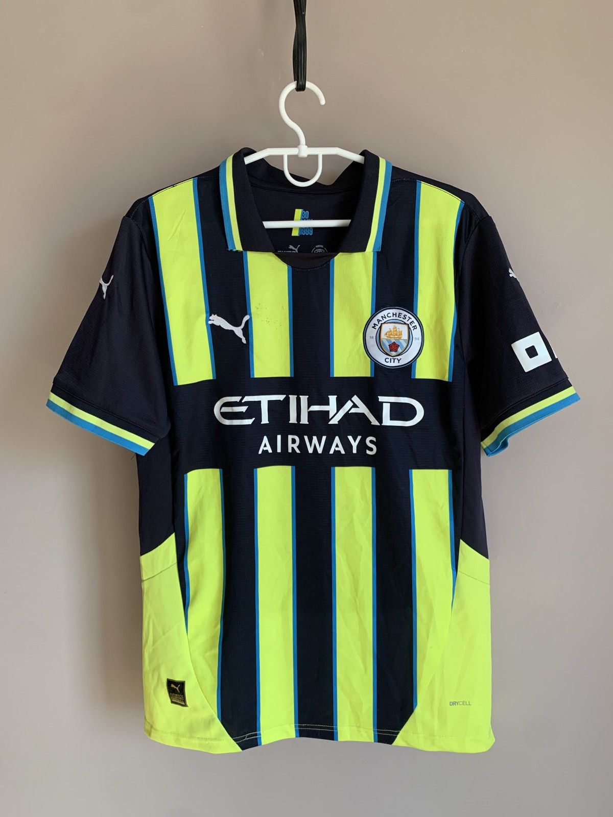 Puma Manchester City Away Football Shirt Puma Soccer Jersey Sz M Size US M / EU 48-50 / 2 - 1 Thumbnail