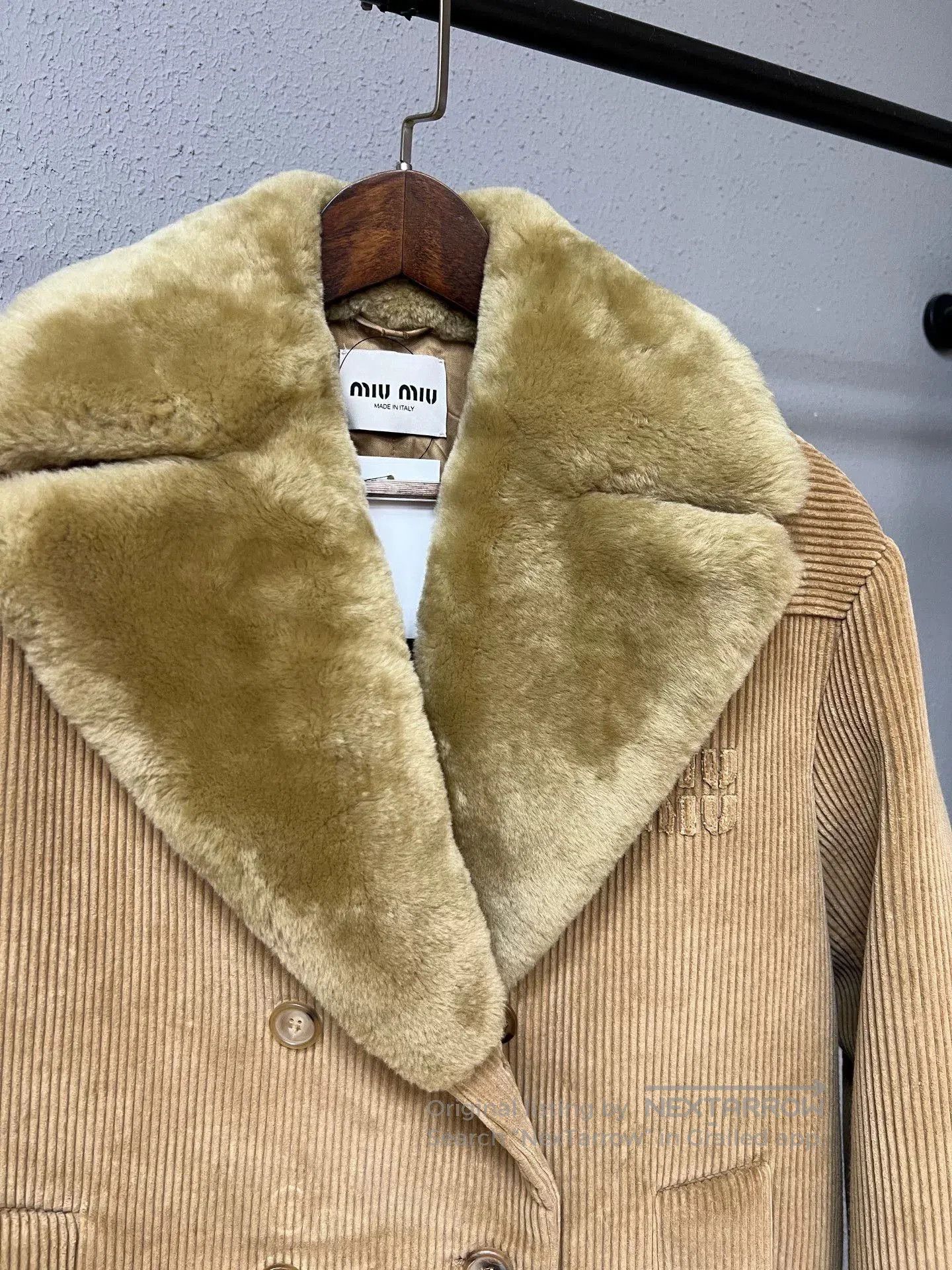 Miu Miu miu miu corduroy coat with fur collar. Size M / US 6-8 / IT 42-44 - 3 Thumbnail