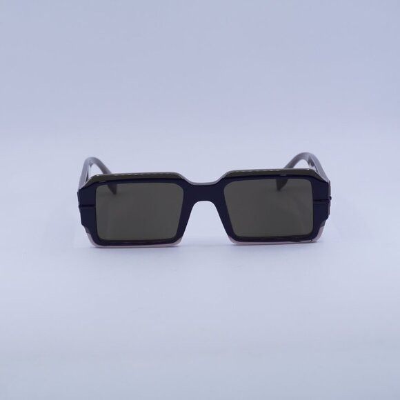 Fendi Fendi FE40073U 50E FENDI GRAPHY Sunglasses Brown Rectangle Size ONE SIZE - 3 Thumbnail