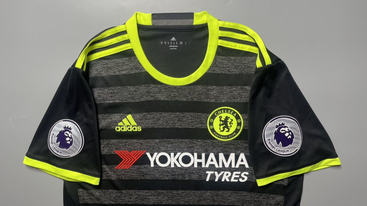 Adidas CHELSEA ADIDAS 2016/2017 FOOTBALL AWAY JERSEY #10 HAZARD Size US M / EU 48-50 / 2 - 3 Thumbnail