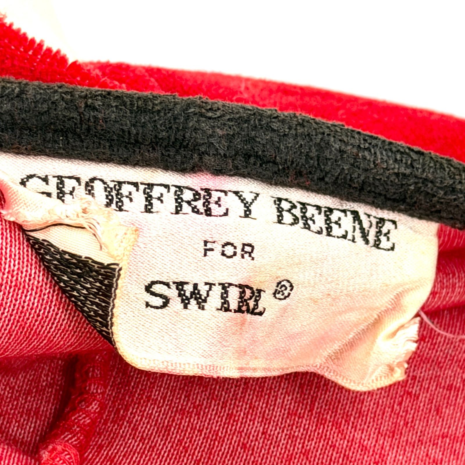 Geoffrey Beene Vintage 70s Red Velour Zip Front House Coat Size ONE SIZE - 6 Thumbnail