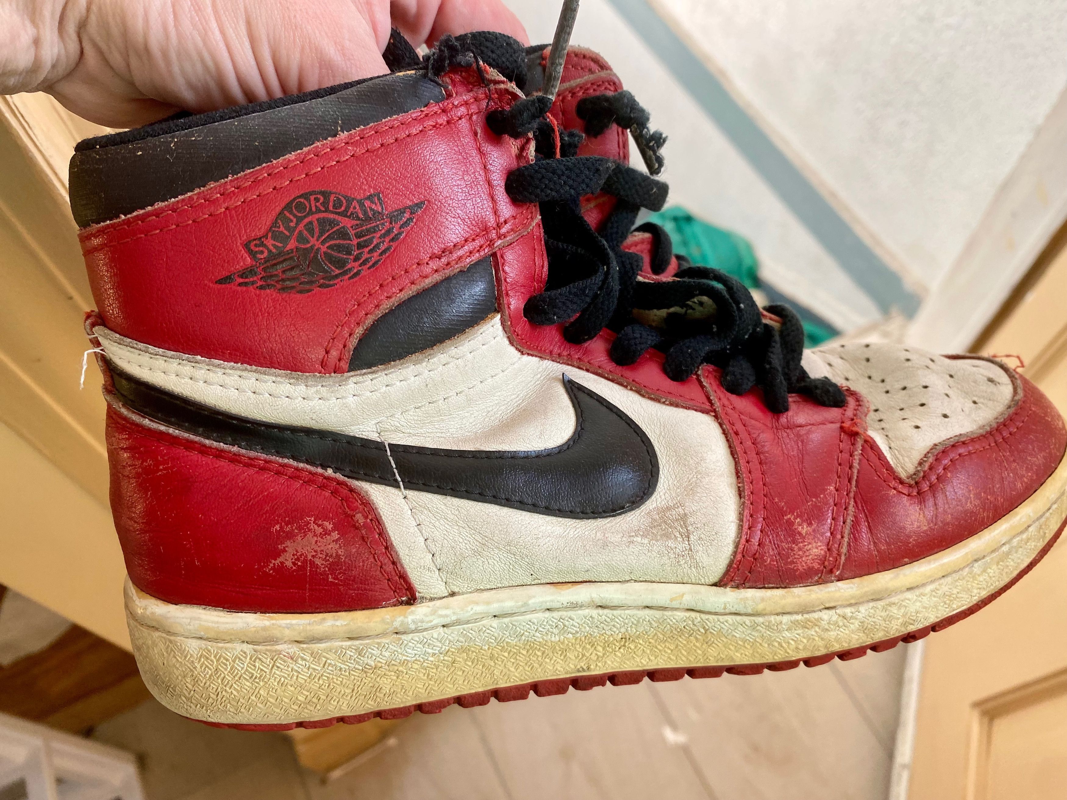 Nike 1985 sky jordans Size US 5.5 / IT 35.5 - 1 Thumbnail