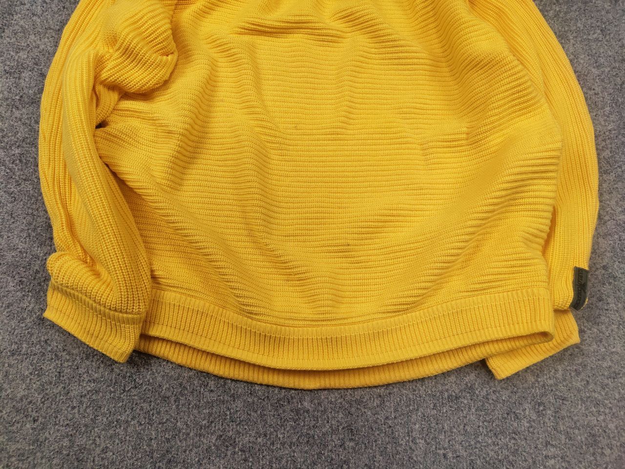 Carlo Colucci Vintage 90's Carlo Colucci Logo Wool Yellow Knit Sweater Size US M / EU 48-50 / 2 - 5 Thumbnail