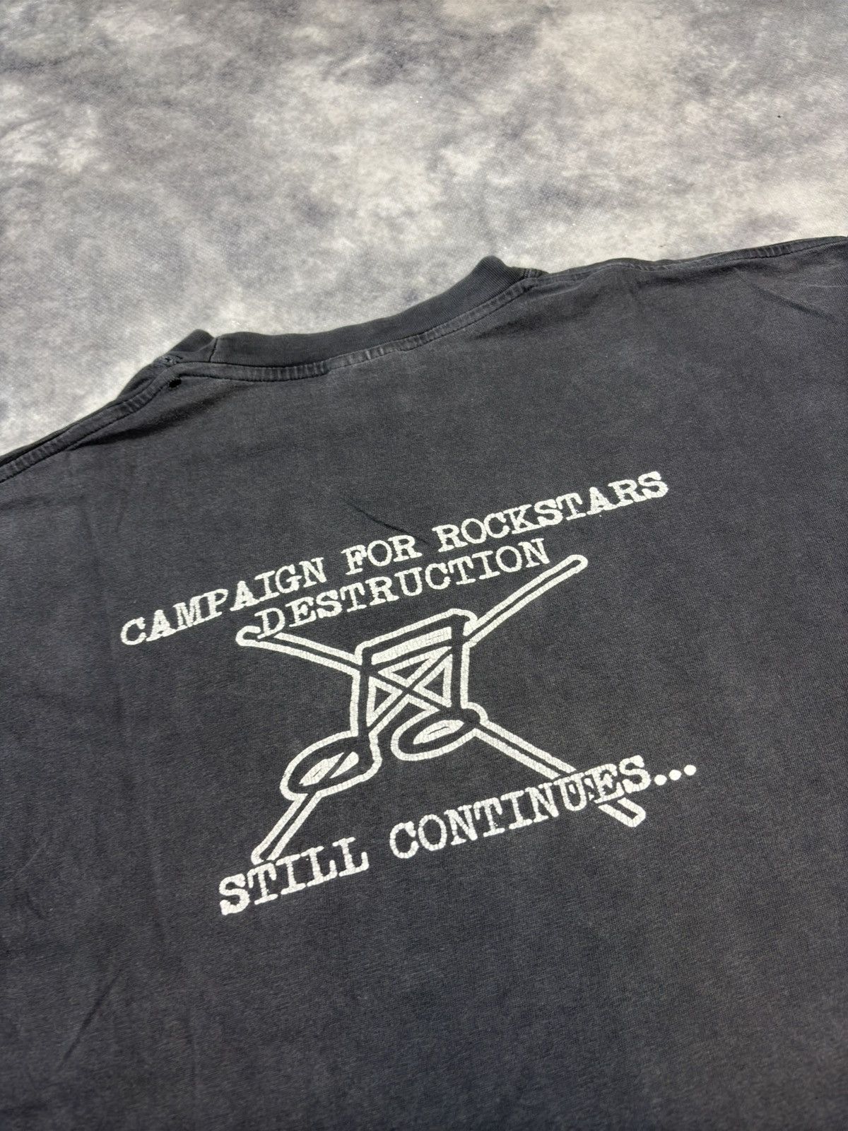 Band Tees × Vintage Malignant Tumour Band Rock Metal Distressed T shirt tee 90s Size US L / EU 52-54 / 3 - 4 Thumbnail
