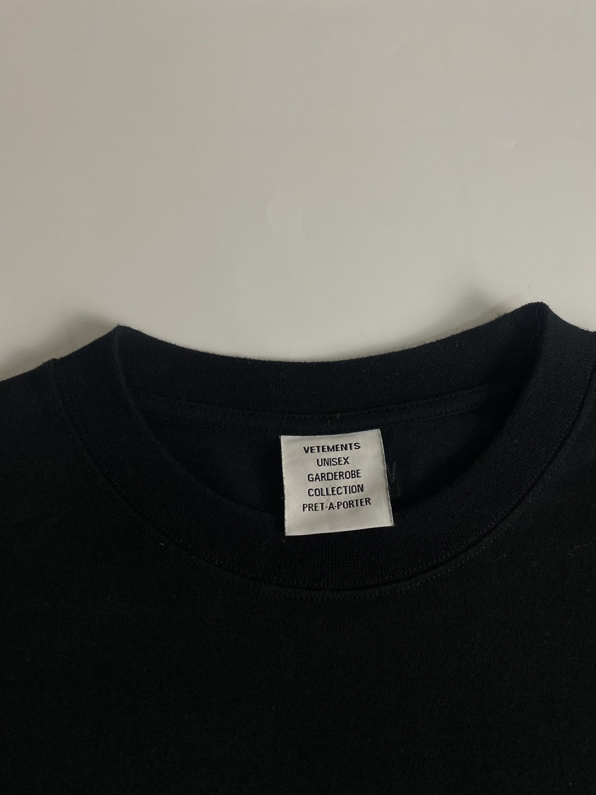 Vetements Vetements “think differently” Size US L / EU 52-54 / 3 - 3 Thumbnail