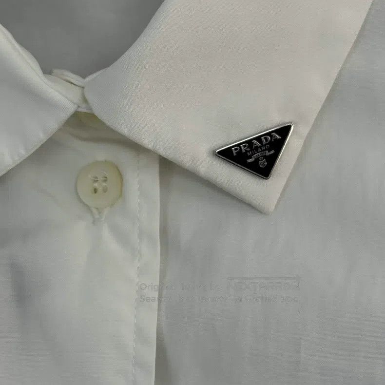 Prada Prada White collar metal triangle logo shirt Size US XXS / EU 40 - 8 Thumbnail