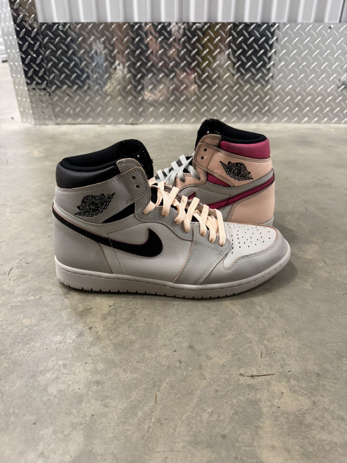 Jordan Brand Jordan 1 Retro SB High NYC to Paris Size 10.5 Size US 10.5 / EU 43-44 - 1 Thumbnail
