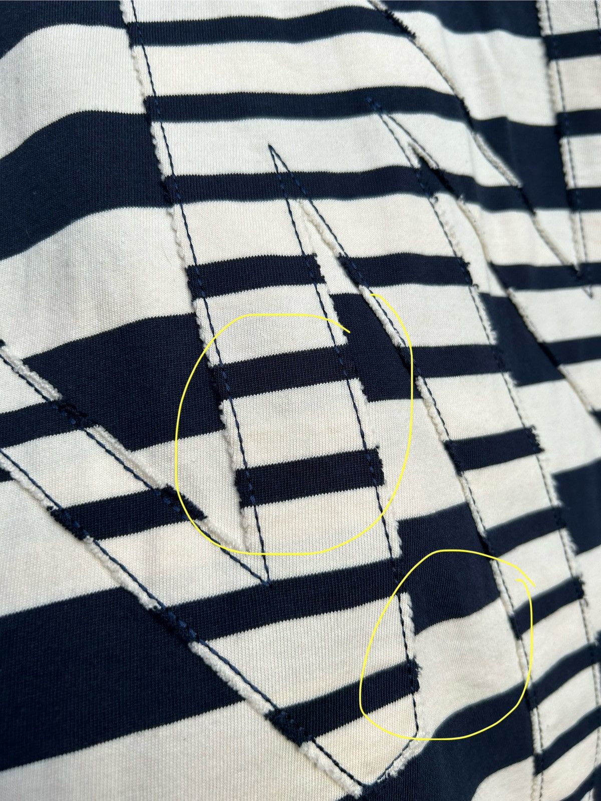 JW Anderson JW Anderson Navy/Off-White Oversize Anchor Striped Tee Size US L / EU 52-54 / 3 - 9 Thumbnail