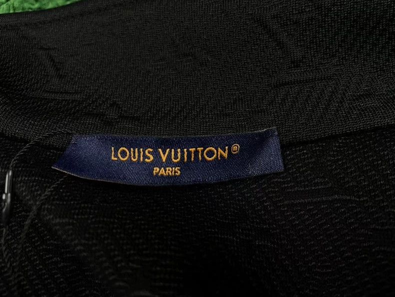 Louis Vuitton Louis Vuitton Black dark pattern presbyopic zipper jacket 2 Size US S / EU 44-46 / 1 - 4 Thumbnail