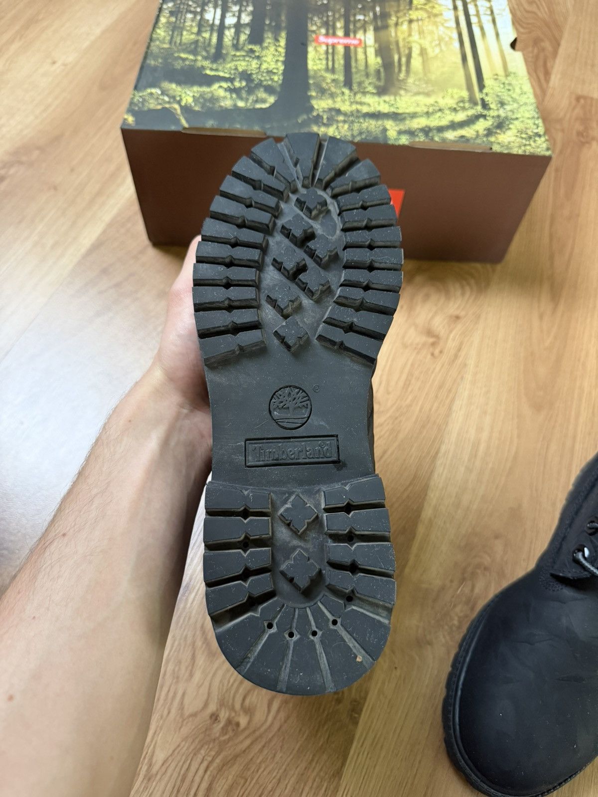 Supreme × Timberland Supreme x Timberland Diamond plated fw26 Size US 8.5 / EU 41-42 - 4 Thumbnail
