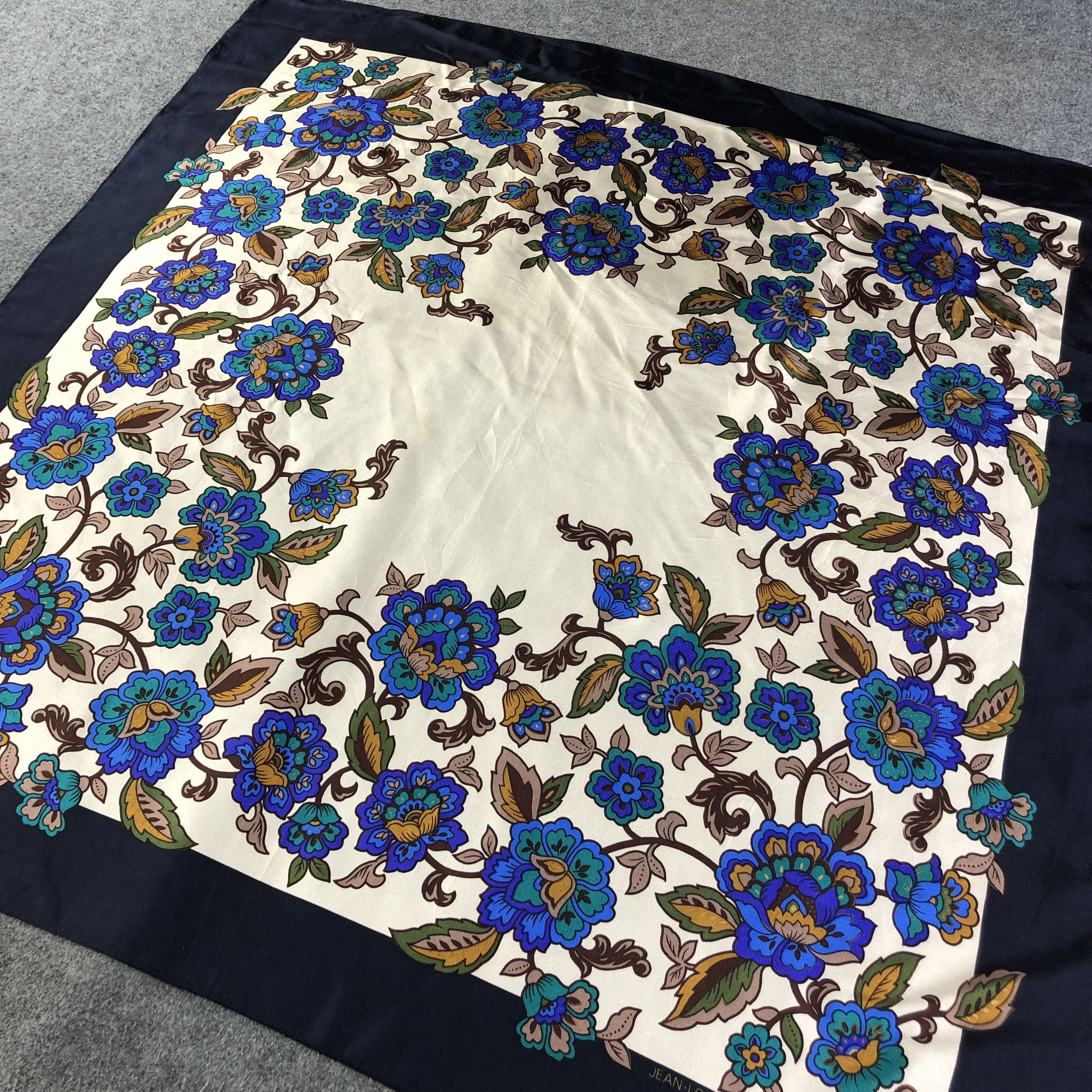 Jean-Louis Scherrer Jean Louis Scherrer Floral Silk Scarf M791 Size ONE SIZE - 2 Thumbnail