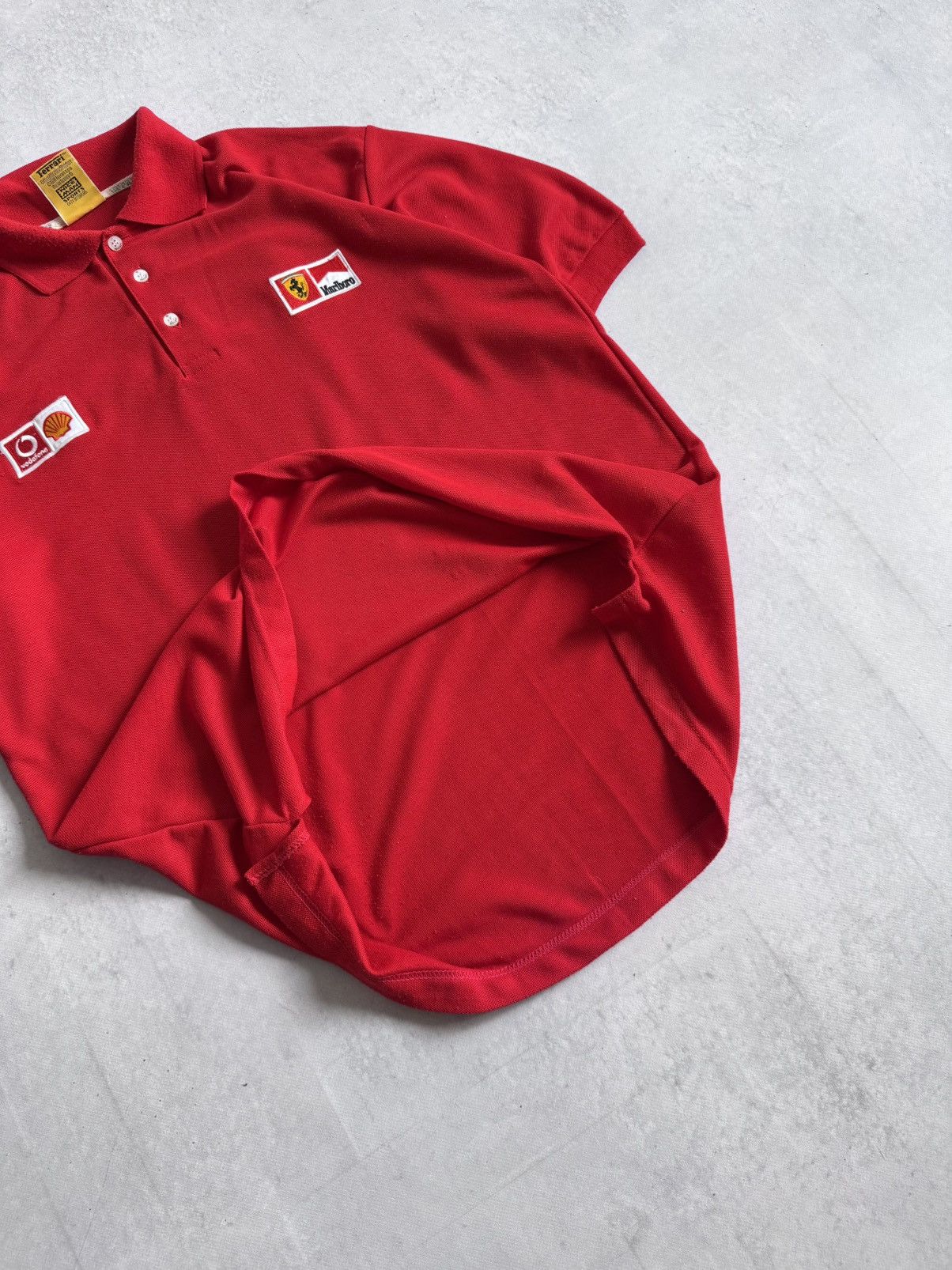 Ferrari Vintage Ferrari Formula F1 Vodafone&Shell Racing Polo Y2K Size US L / EU 52-54 / 3 - 11 Thumbnail