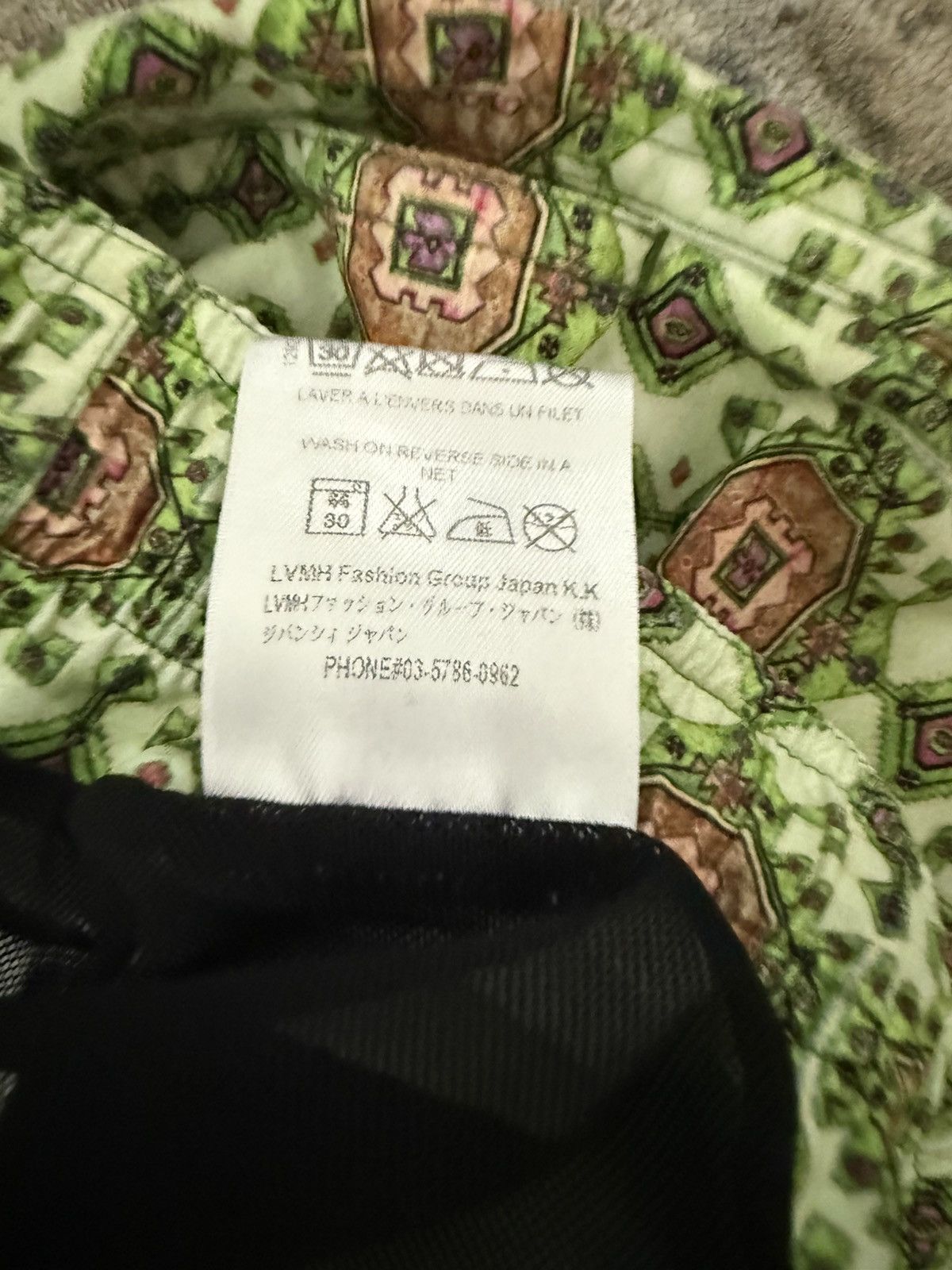Givenchy × Vintage Givenchy Persian Print Bermuda Swim Shorts Size 2XL Size US 34 / EU 50 - 4 Thumbnail