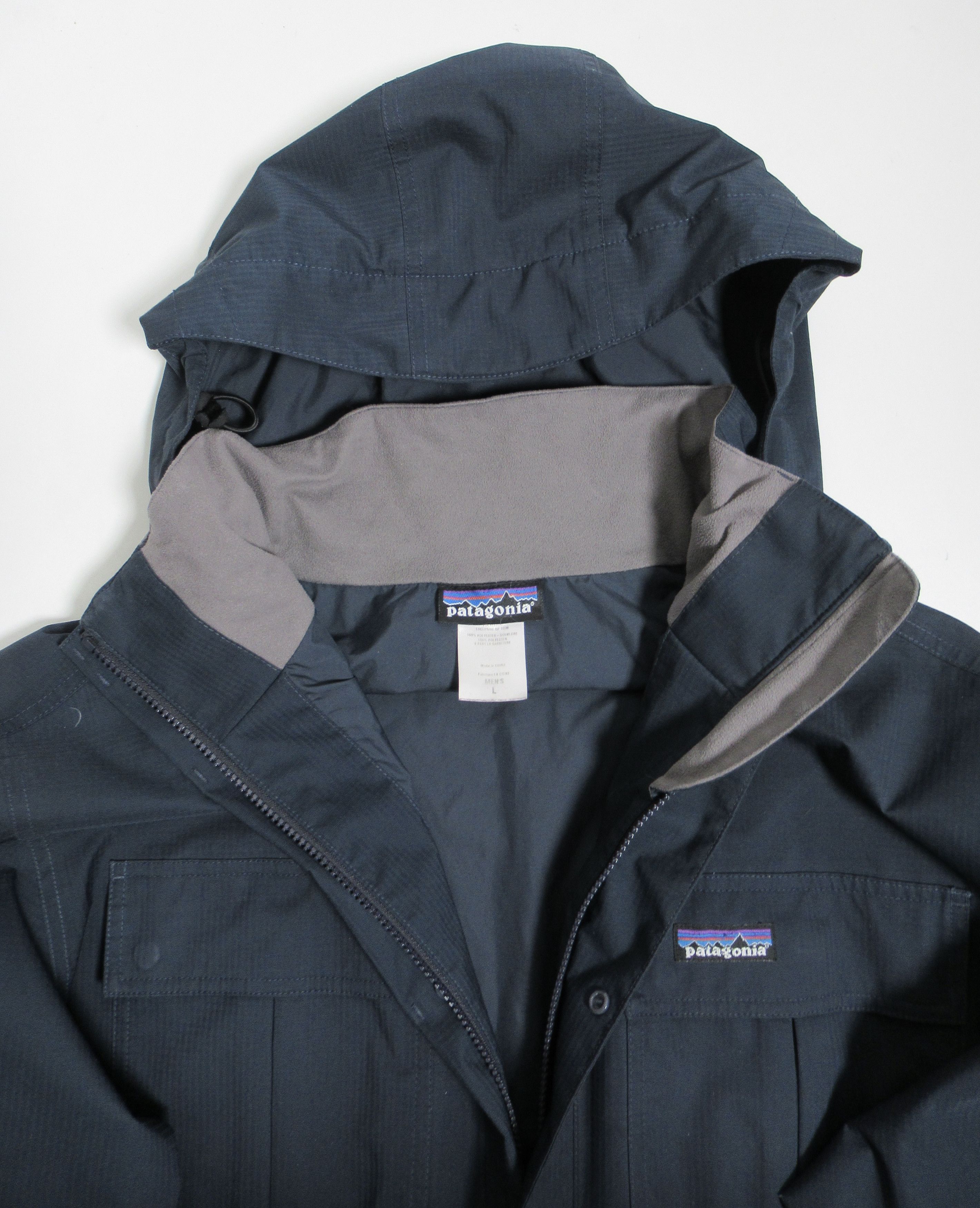 Patagonia Patagonia Men.s Eco Rain Shell Blue Black BLB 27505F0 Size L Size US L / EU 52-54 / 3 - 6 Thumbnail
