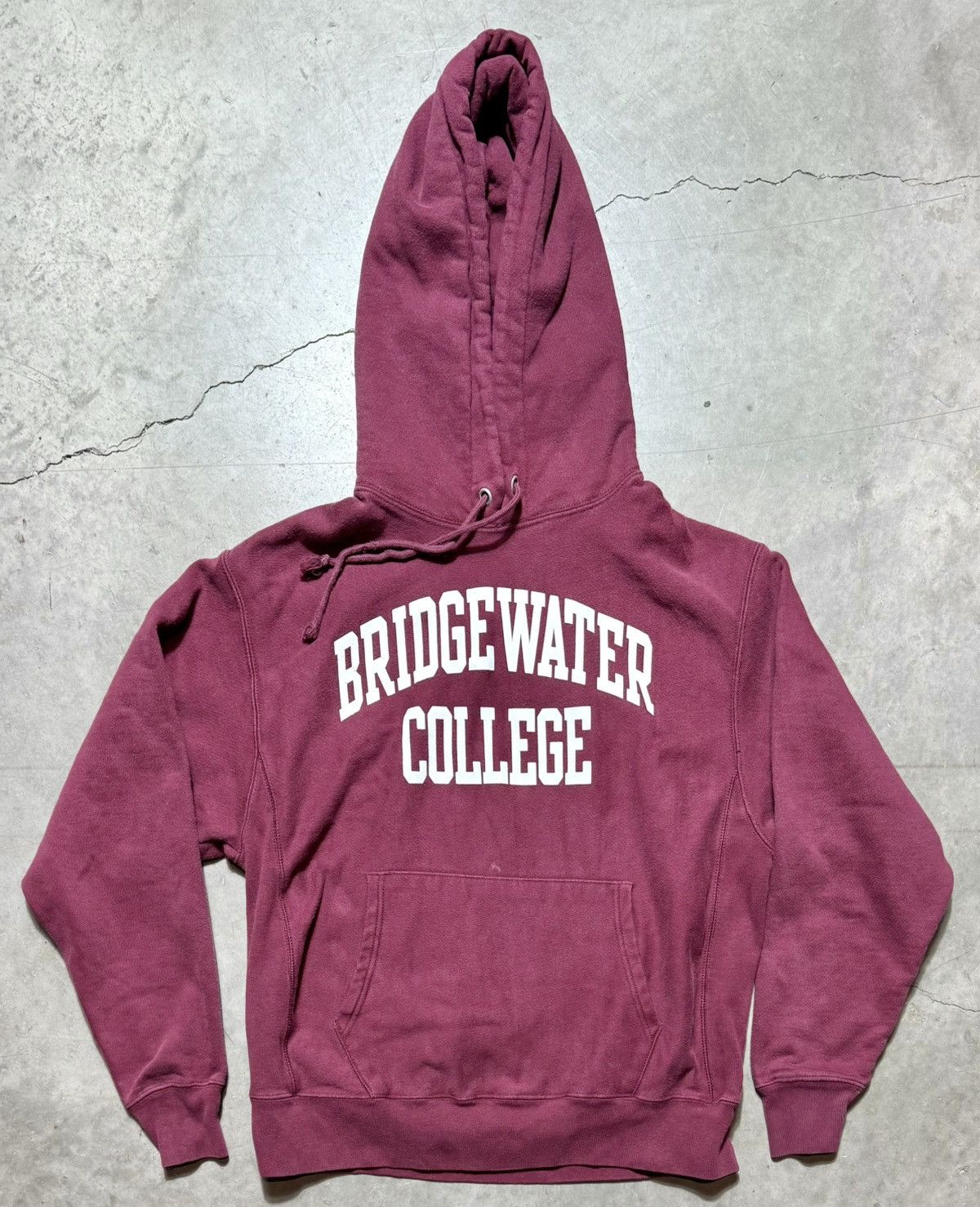Champion × Vintage Vintage Champion Bridgewater Eagles College Hoodie sz L Size US L / EU 52-54 / 3 - 1 Thumbnail