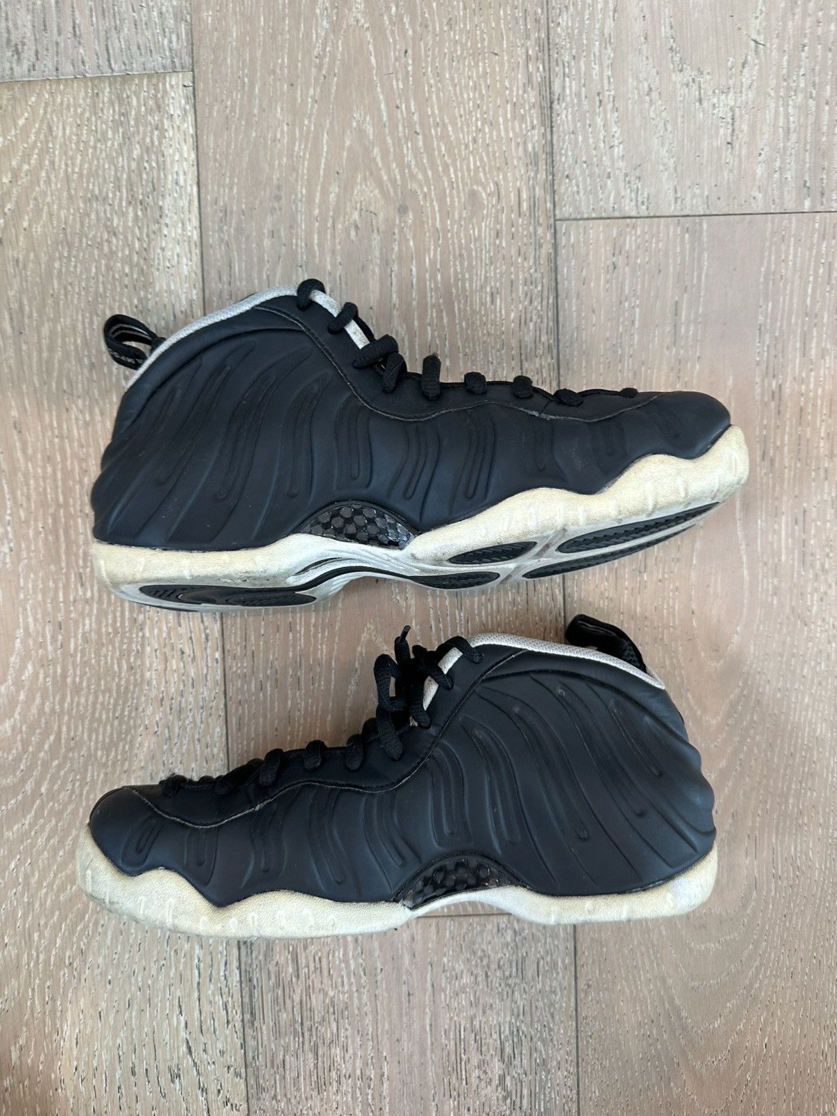 Nike Nike Air Foamposite Pro Dr. Doom (2016) Size US 10 / EU 43 - 5 Thumbnail