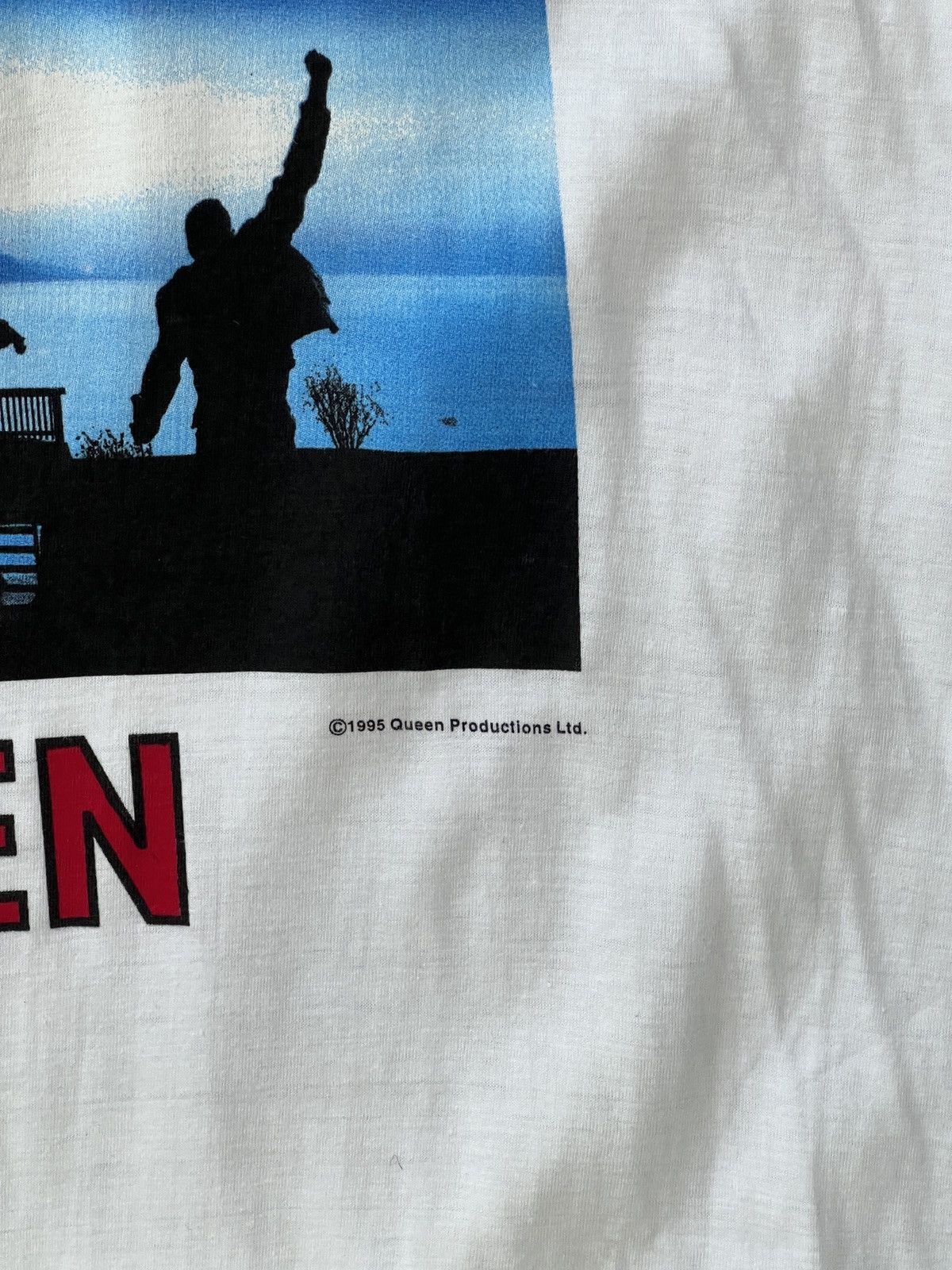 Band Tees Vintage 1995 Queen Made in Heaven Band Tee Large Size US L / EU 52-54 / 3 - 6 Thumbnail