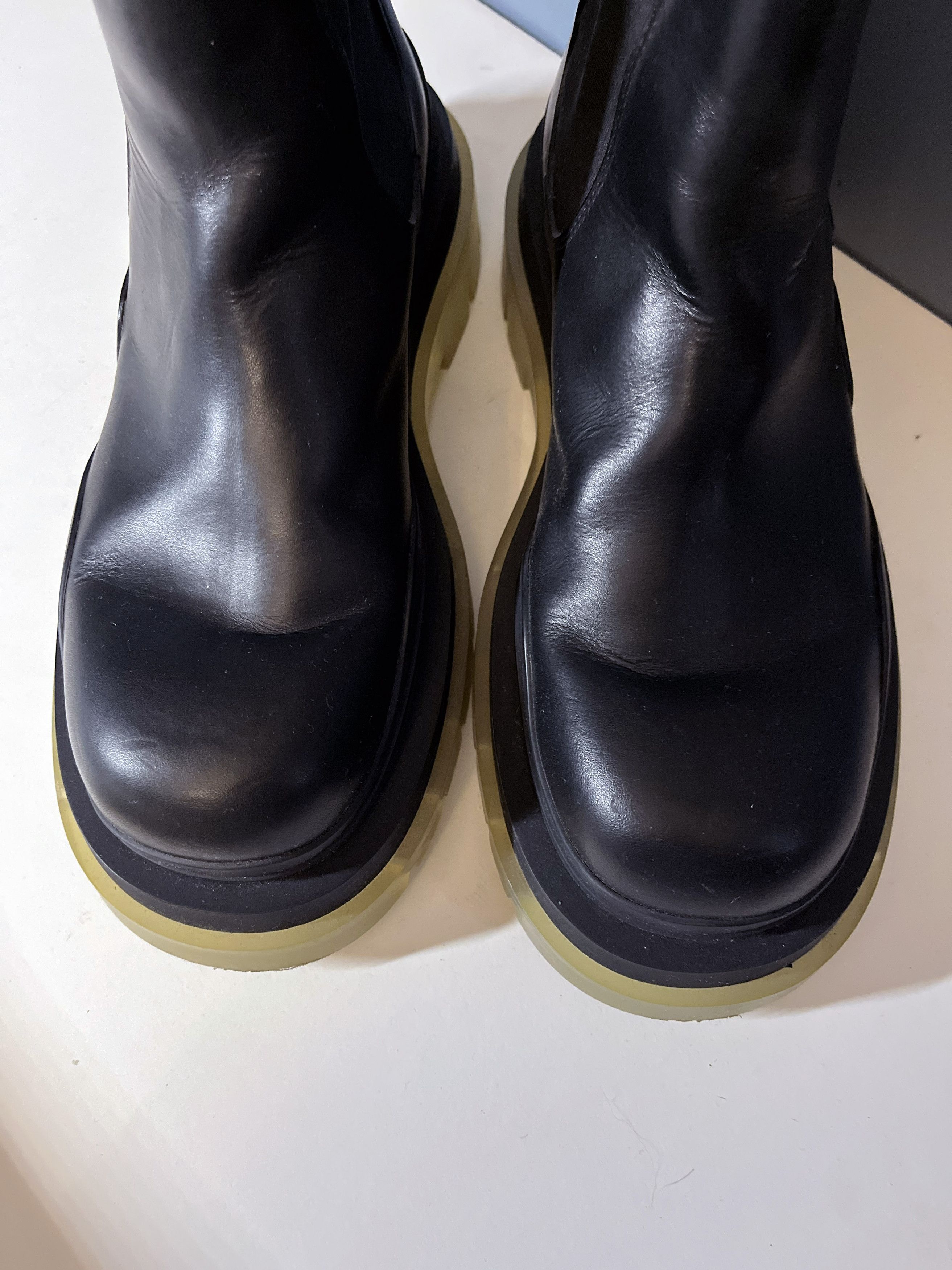Bottega Veneta BOTTEGA VENETA BLACK TRANSPARENT TIRE BOOTS EU 42/ US 10 Size US 9 / EU 42 - 9 Thumbnail