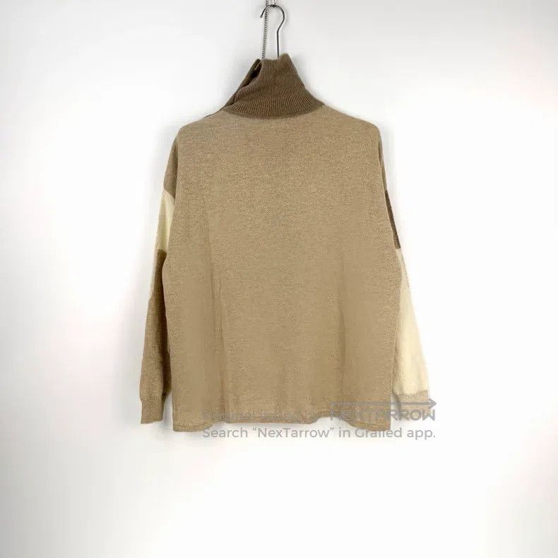 Hermes Hermes Beige collar button cashmere sweater Size XS / US 0-2 / IT 36-38 - 2 Thumbnail