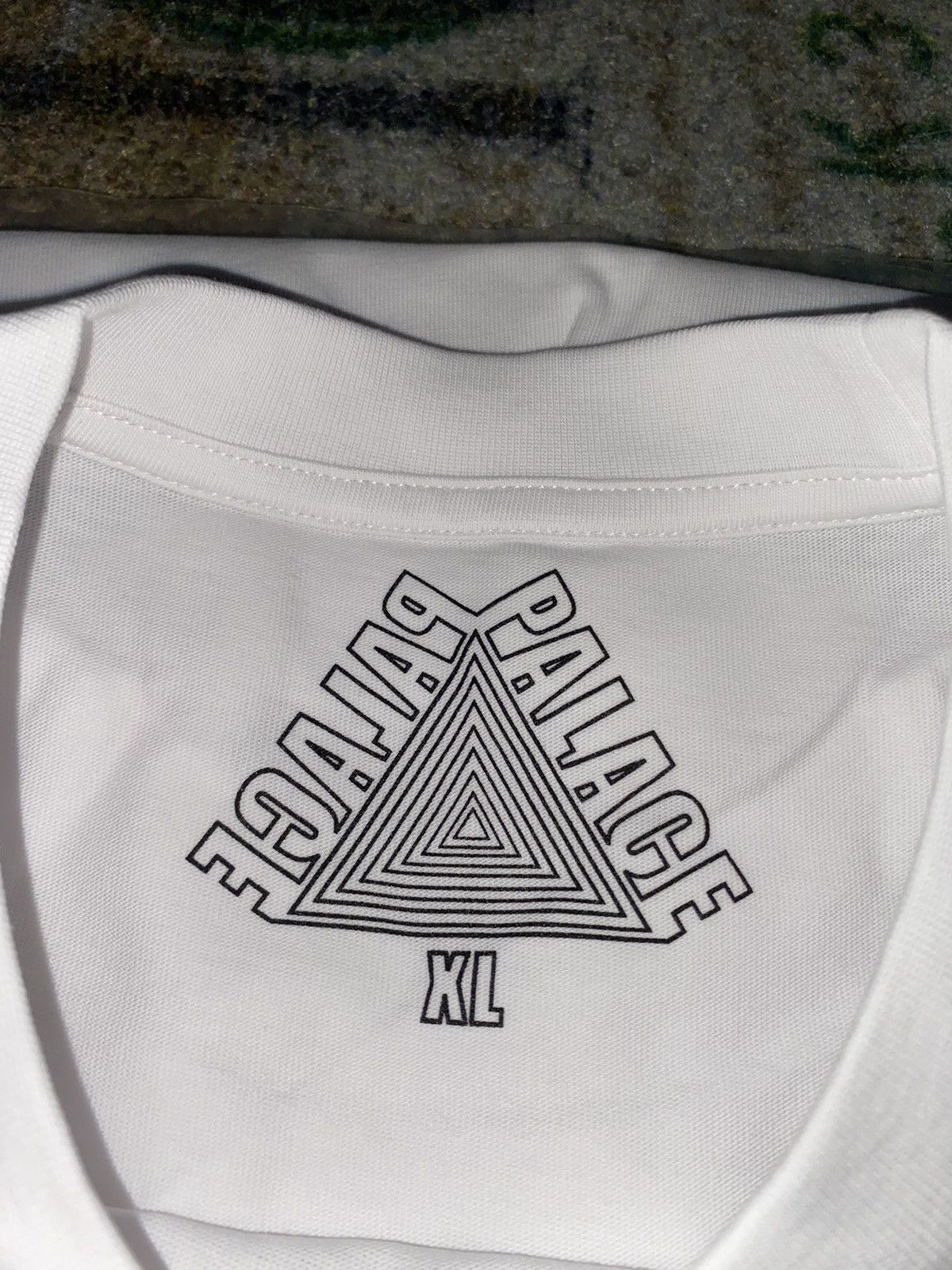 Palace Palace Shocking Behavior T-Shirt White Size US XL / EU 56 / 4 - 3 Thumbnail