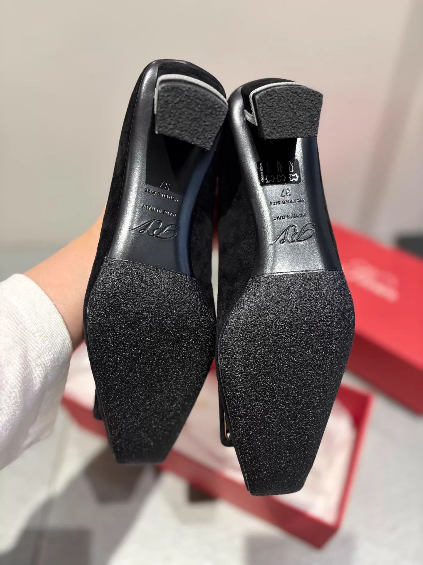 Roger Vivier RV Black Suede Square Buckle Heels Like New Boxed 37 Size US 6.5 / IT 36.5 - 4 Thumbnail