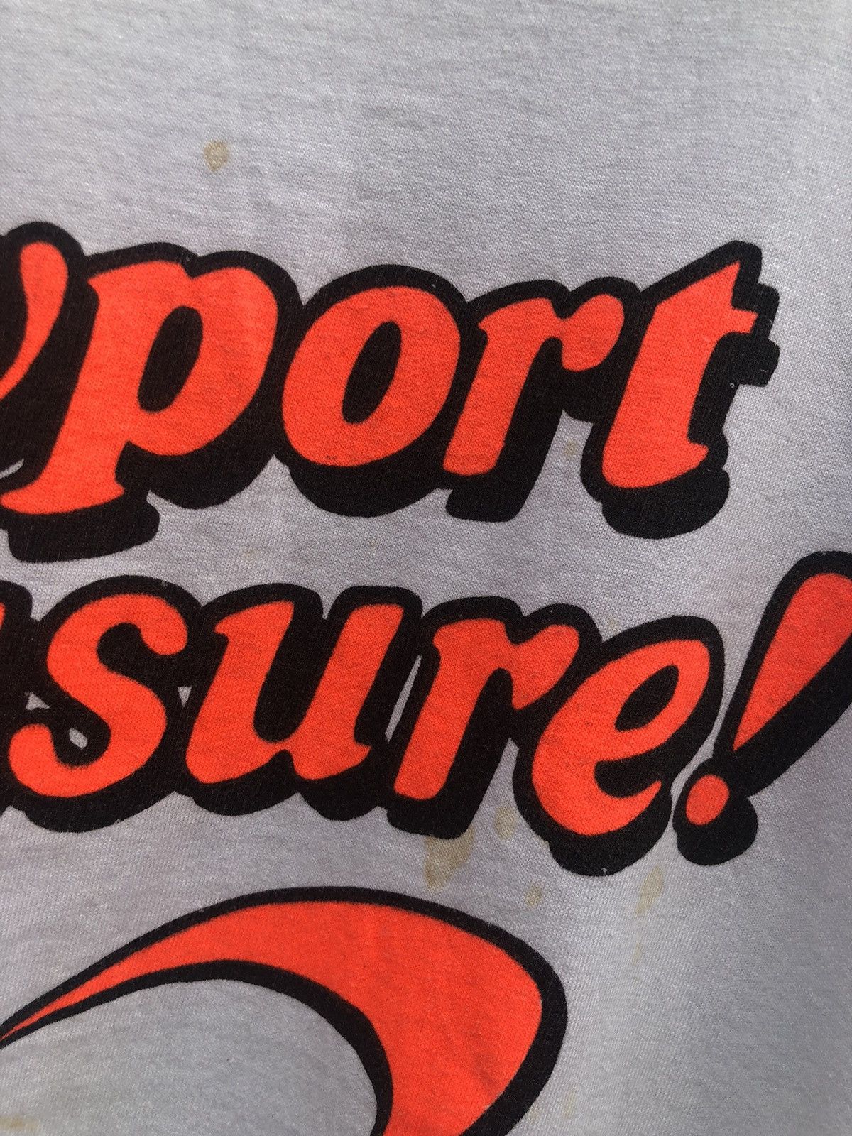 Vintage Vintage 90s Newport Pleasure Tshirt Size US L / EU 52-54 / 3 - 5 Thumbnail