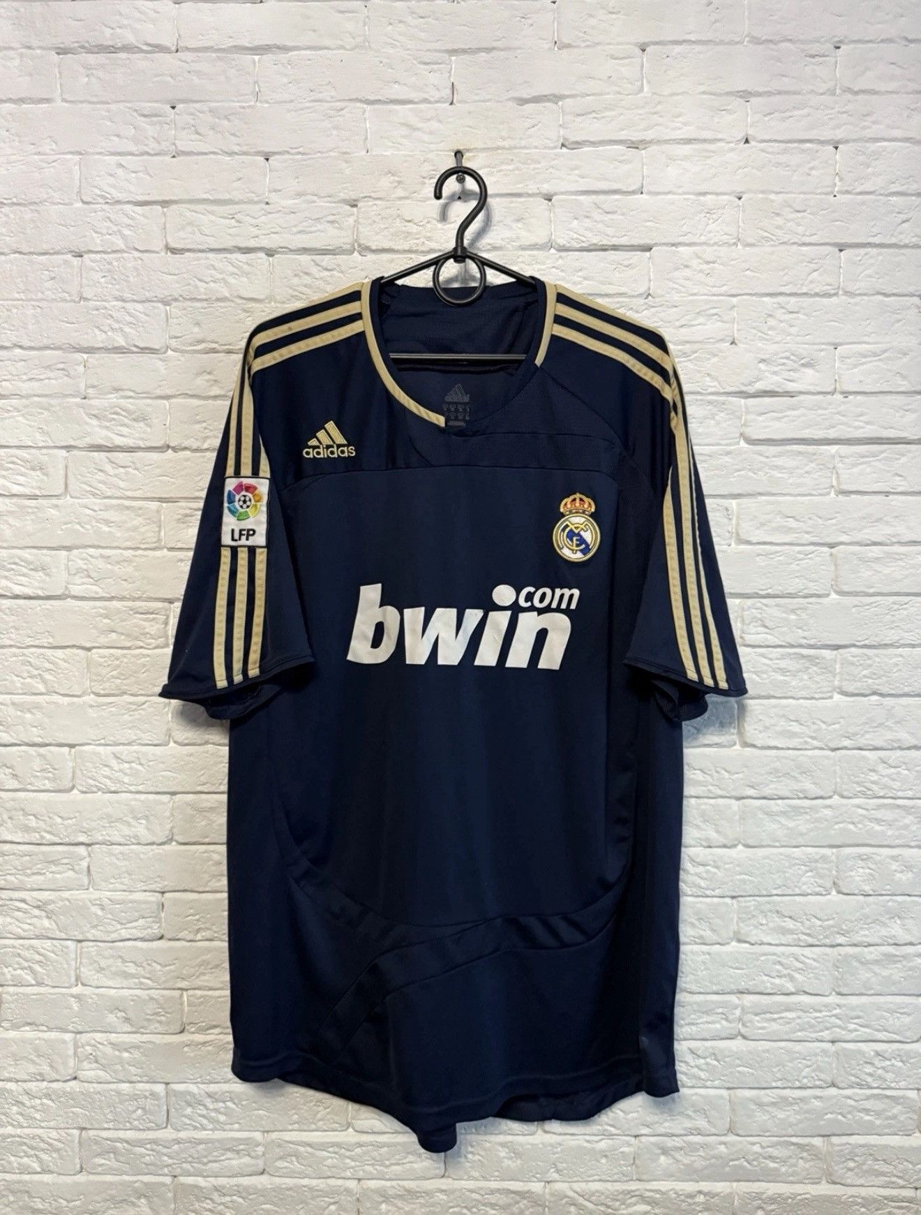 Adidas Rare Adidas Real Madrid Away Footballsuit Jersey+Shorts07\08 Size US XL / EU 56 / 4 - 2 Thumbnail