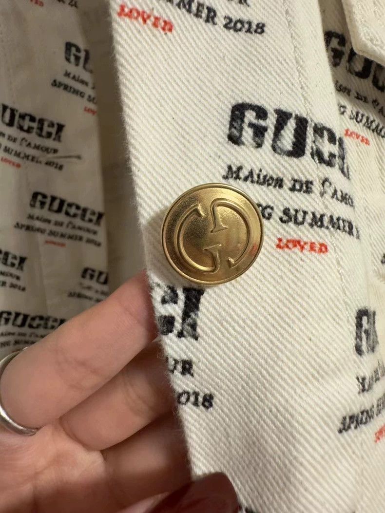Gucci Gucci Full logo bullet screen denim jacket 2501-Nextarrow Size US S / EU 44-46 / 1 - 5 Thumbnail