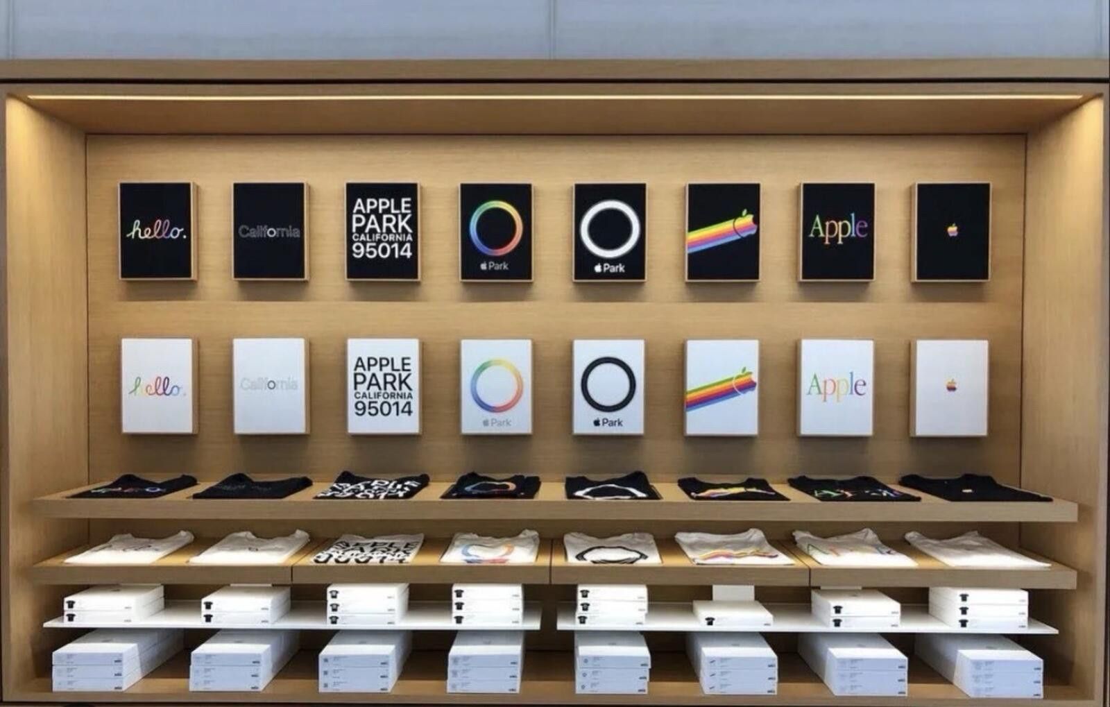 Apple Apple Garamond T‑Shirt Black Multi – Size L – New Sealed Box Size US L / EU 52-54 / 3 - 3 Thumbnail