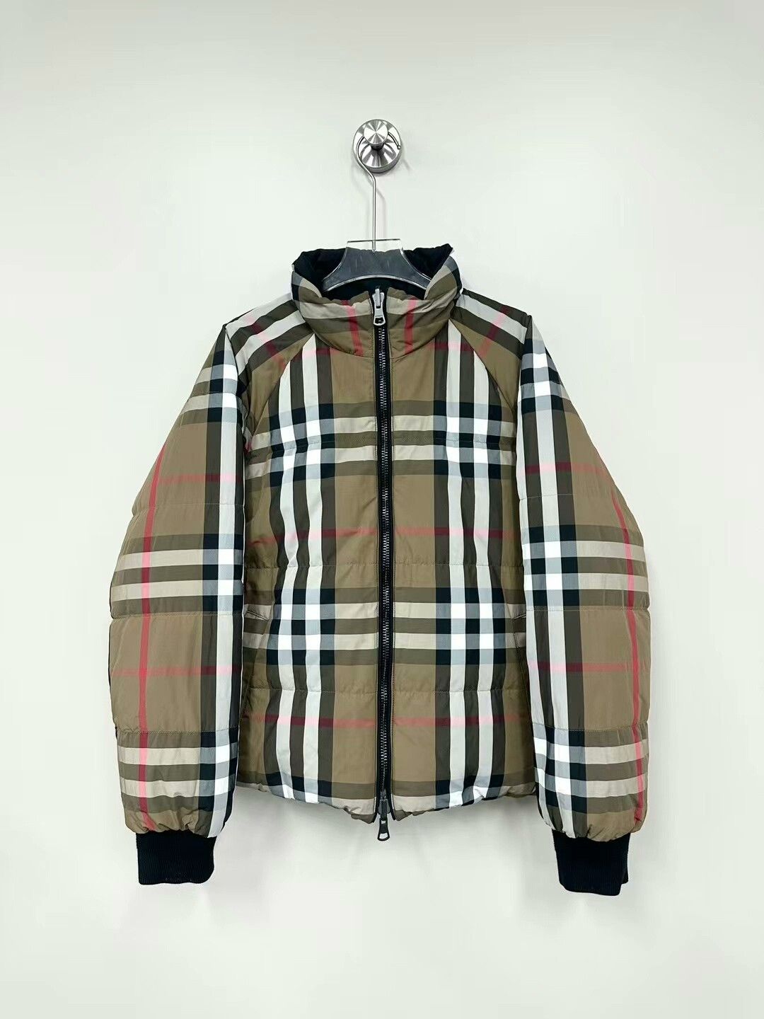 Burberry burberry reversible collar zip-down down jacket Size US M / EU 48-50 / 2 - 1 Thumbnail