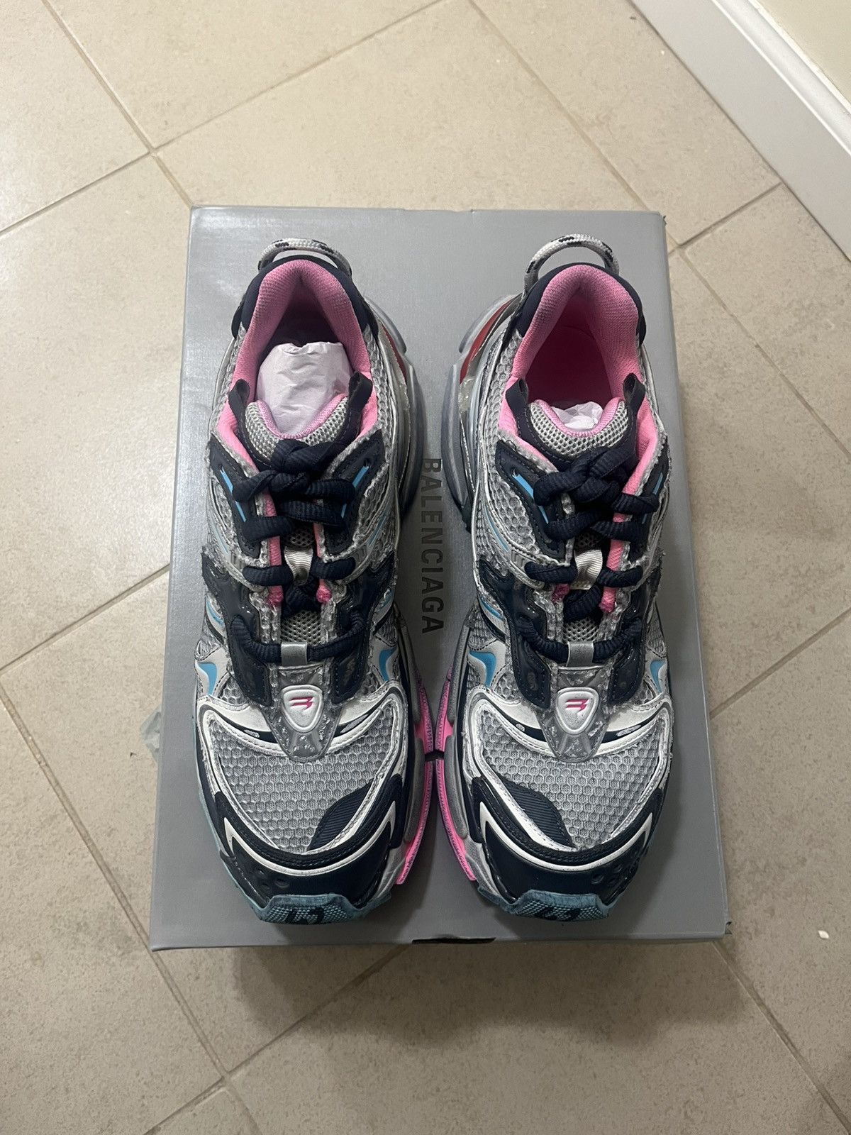 Balenciaga Balenciaga Runner Sz 42(9us) Size US 9 / EU 42 - 7 Thumbnail