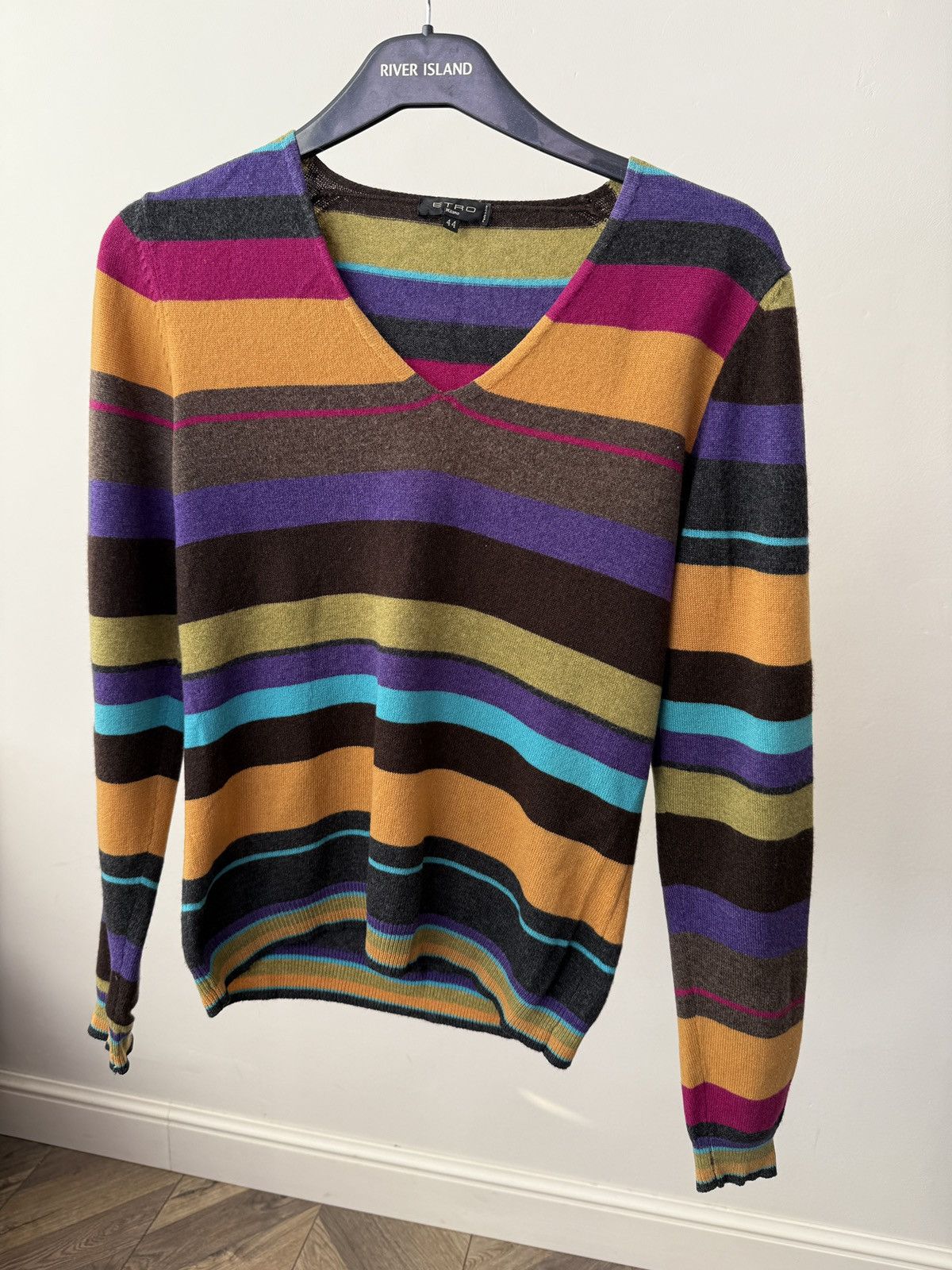 Etro Vintage Etro Milano V-Neck Striped women’s Sweater Size M / US 6-8 / IT 42-44 - 3 Thumbnail