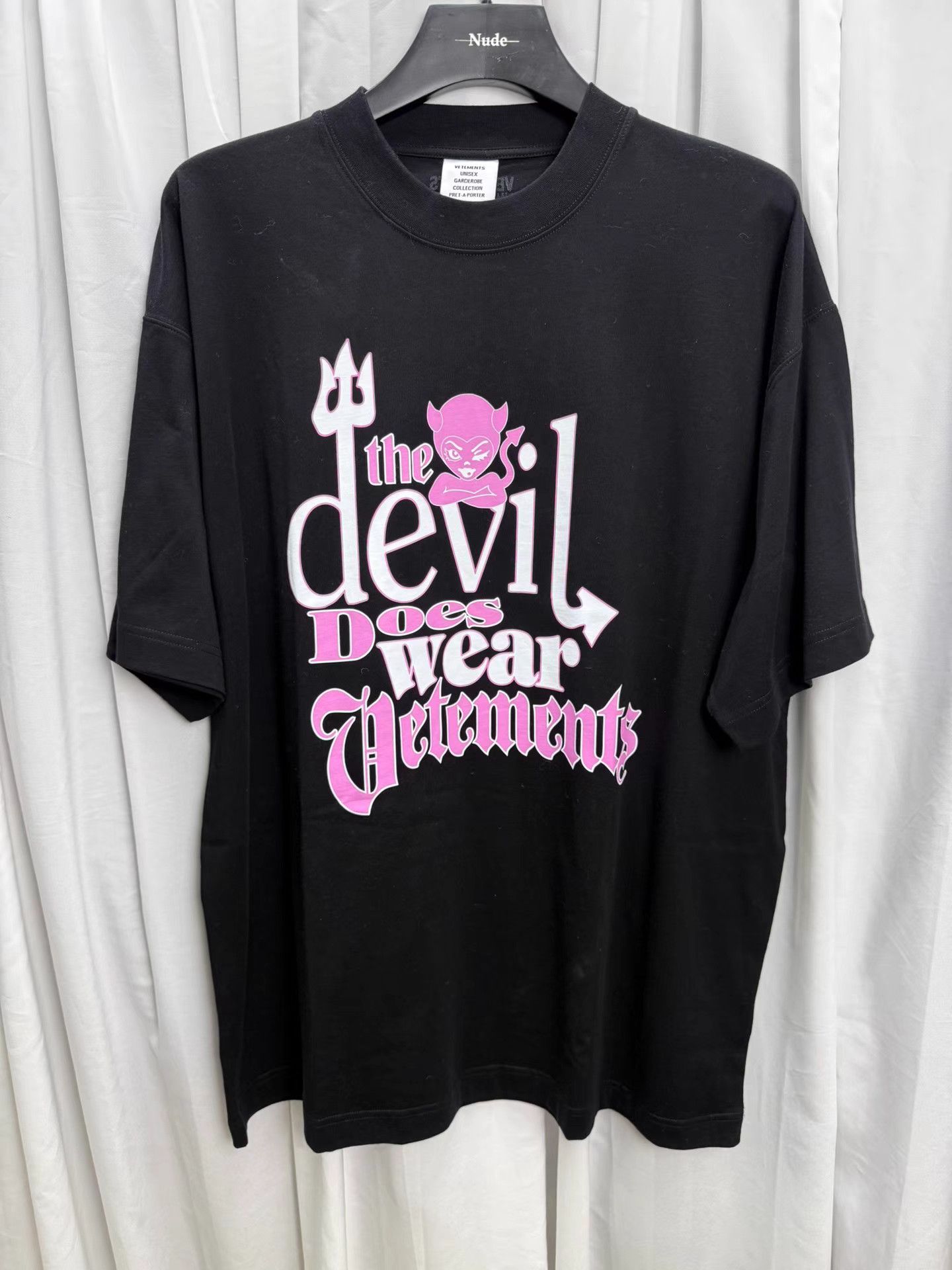 Vetements Vetements The Devil Wears Vetements Devil Short Sleeve K20 Size US XS / EU 42 / 0 - 1 Thumbnail