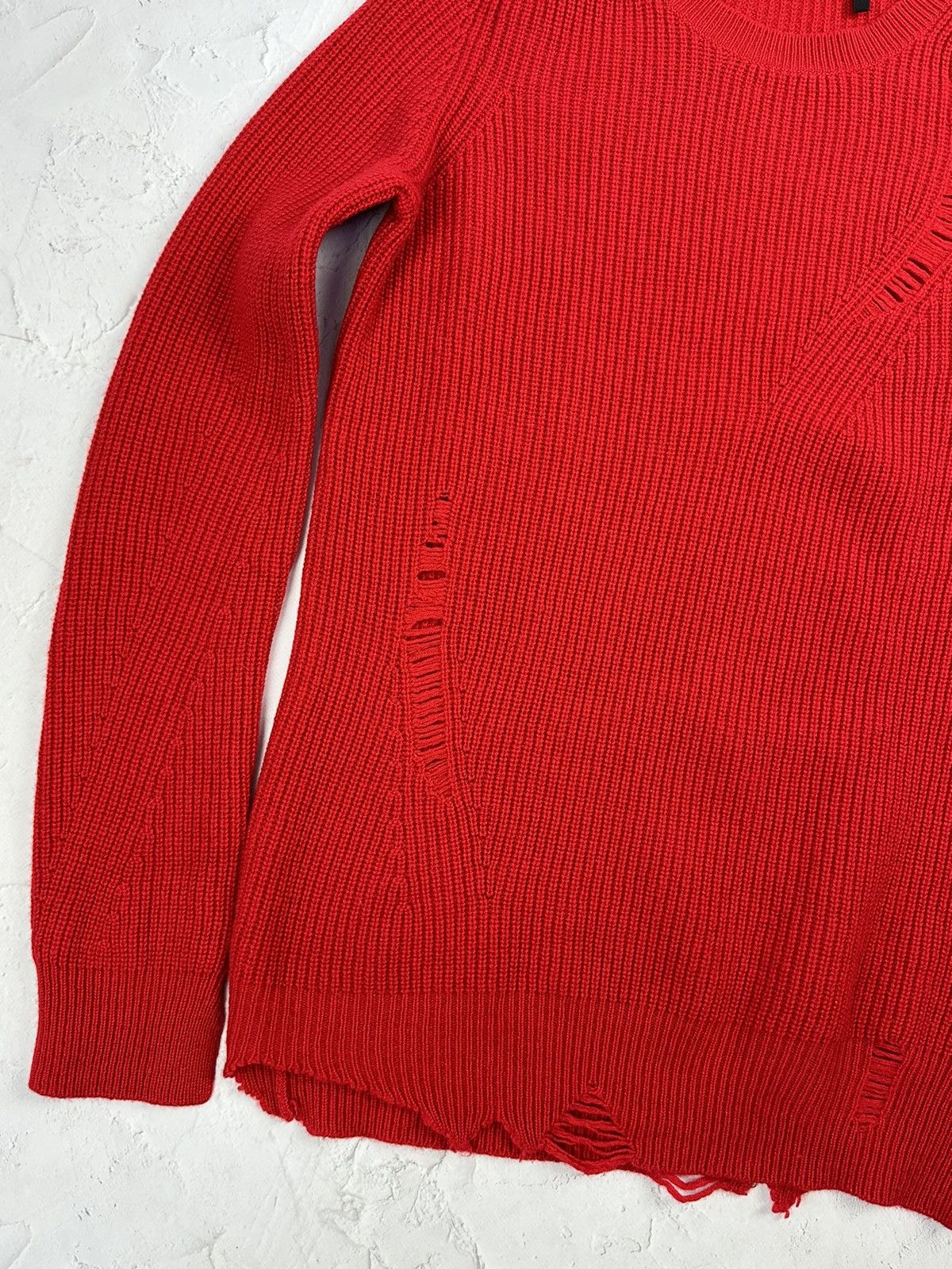 Helmut Lang × Vintage Helmut Lang Distressed Knit Red Sweater Size US M / EU 48-50 / 2 - 3 Thumbnail