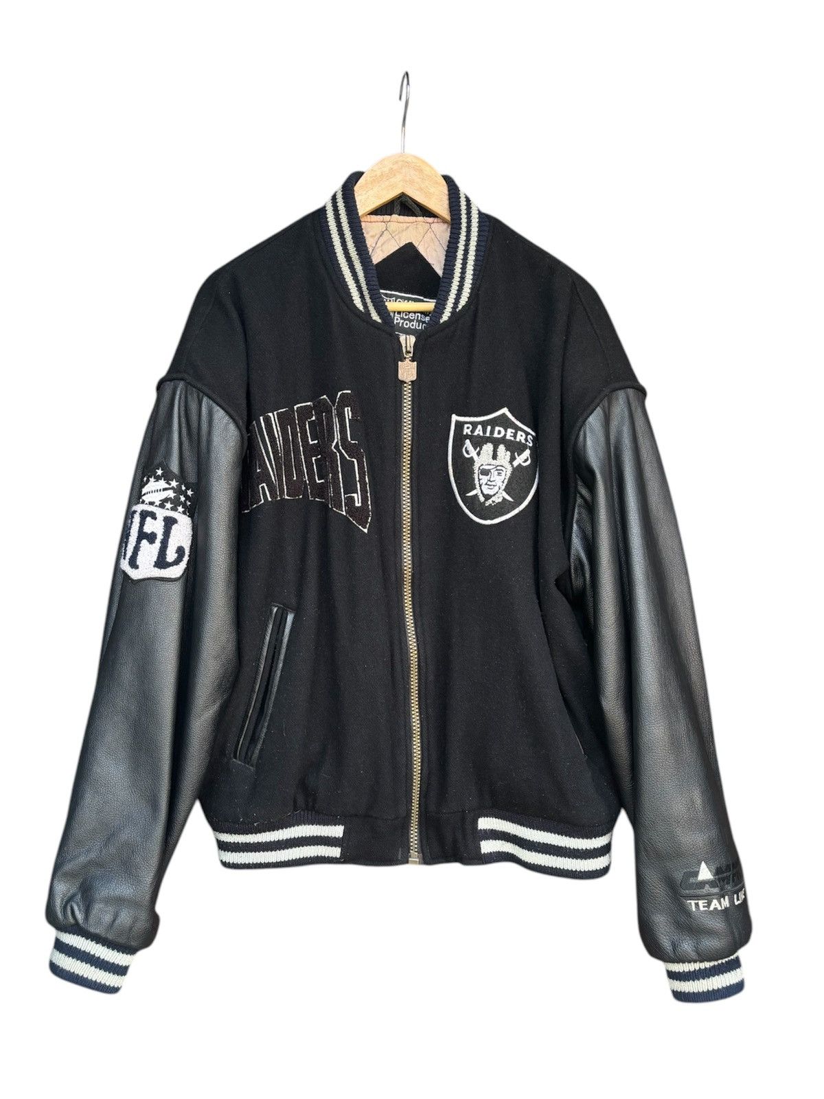 NFL × Vintage Vintage Los Angeles Raiders varsity jacket 1991 NFL leather Size US M / EU 48-50 / 2 - 2 Thumbnail