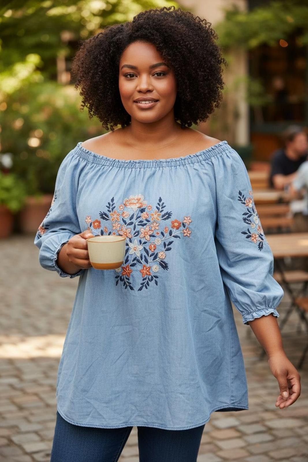 Other Westport Blue Embroidered Off-Shoulder Blouse Size XXL / US 16-18 / IT 52-54 - 1 Thumbnail