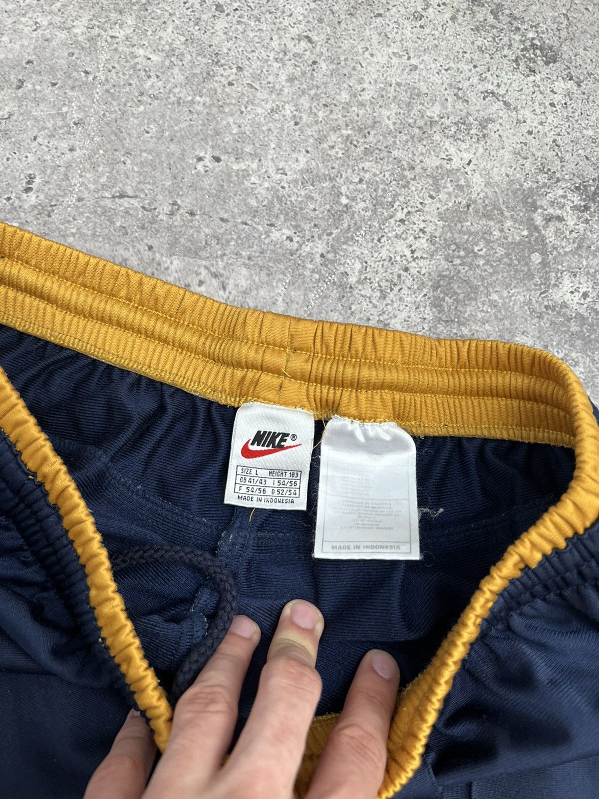 Nike Nike Track Suit Vintage Jacket Pants 00 Gorpcore Vintage Size US L / EU 52-54 / 3 - 13 Thumbnail