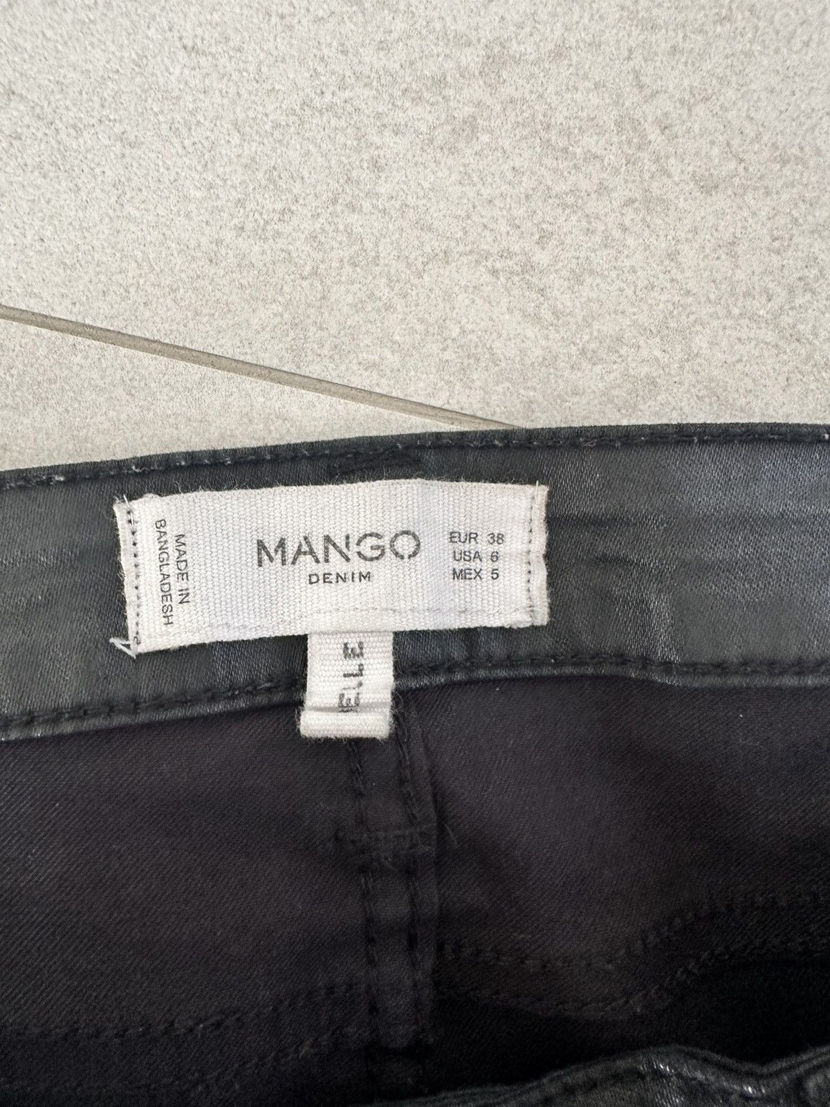 Mango Mango Coated Denim Black Jeans Size 6 Size 28" / US 6 / IT 42 - 2 Thumbnail