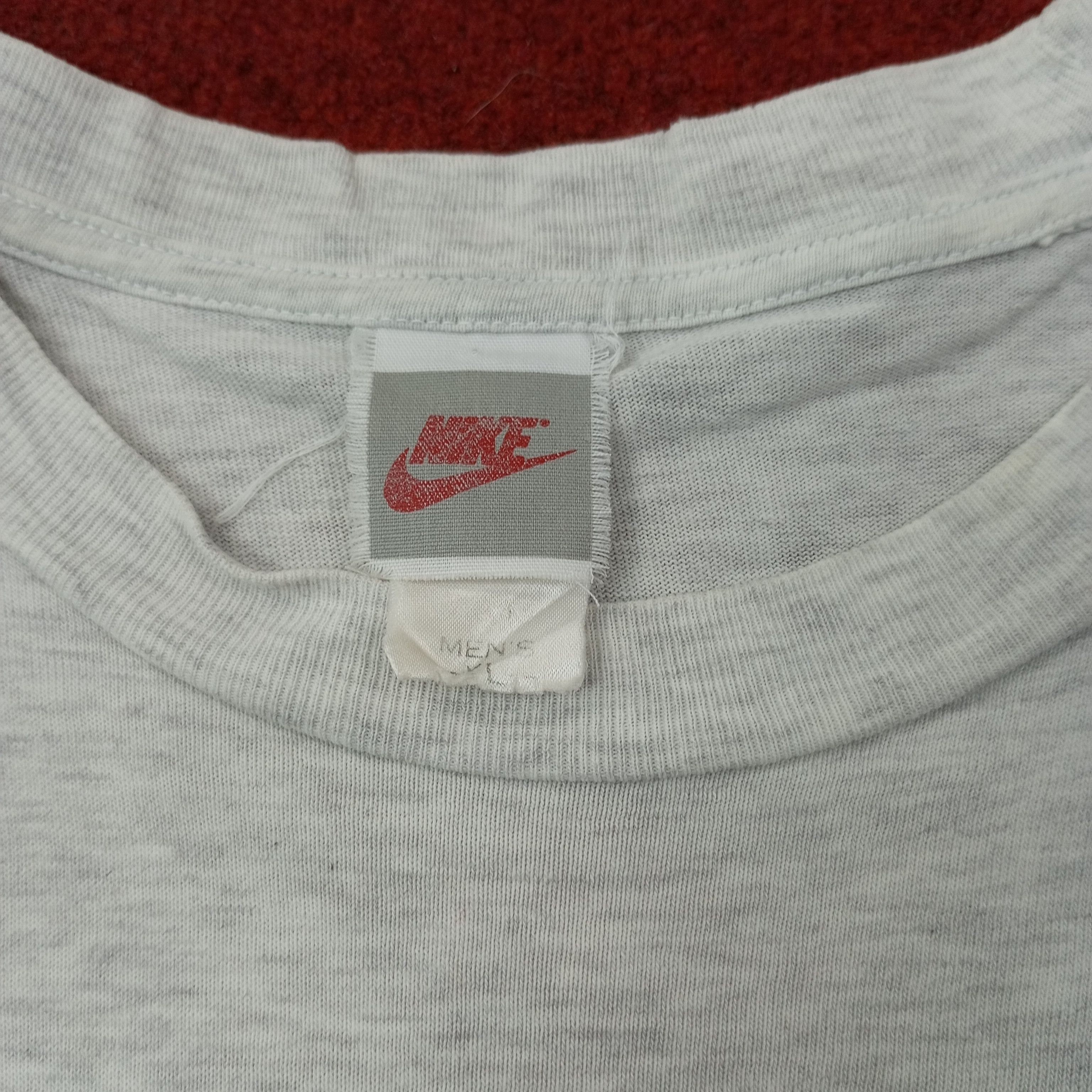 Nike Vintage Nike Challenge Court Tshirt c239n70 Size US L / EU 52-54 / 3 - 8 Thumbnail