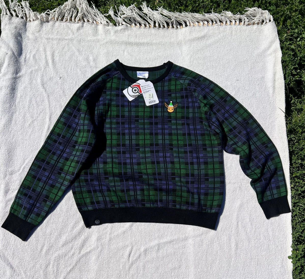 Pokemon Pokémon center eevee plaid knit sweater Size US XL / EU 56 / 4 - 1 Thumbnail