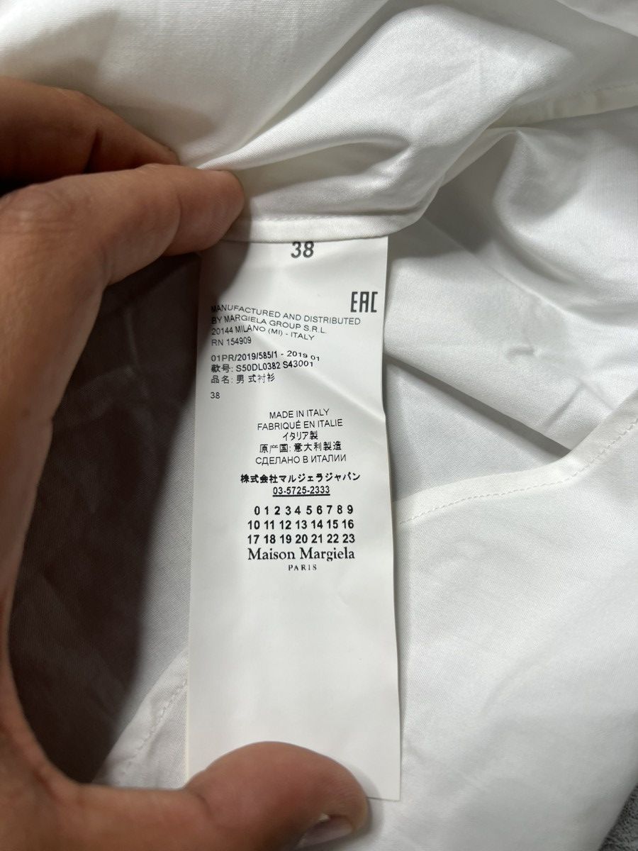 Maison Margiela Maison Margiela Line 14 Raw-Trim Cotton Poplin Tuxedo Shirt Size US M / EU 48-50 / 2 - 13 Thumbnail