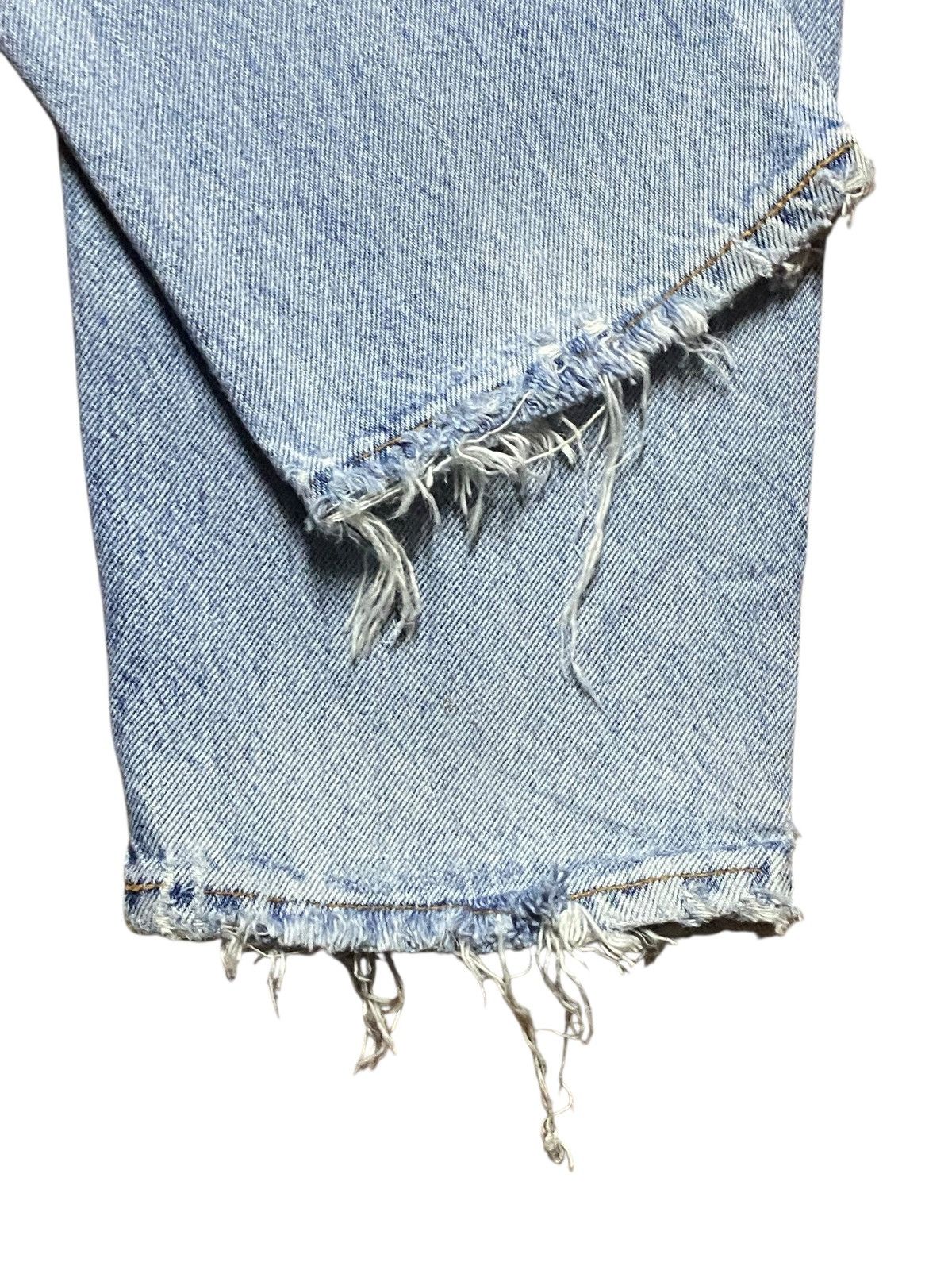 Edwin Vintage Edwin Light Wash Distressed Straight Fits Jeans Size US 30 / EU 46 - 9 Thumbnail