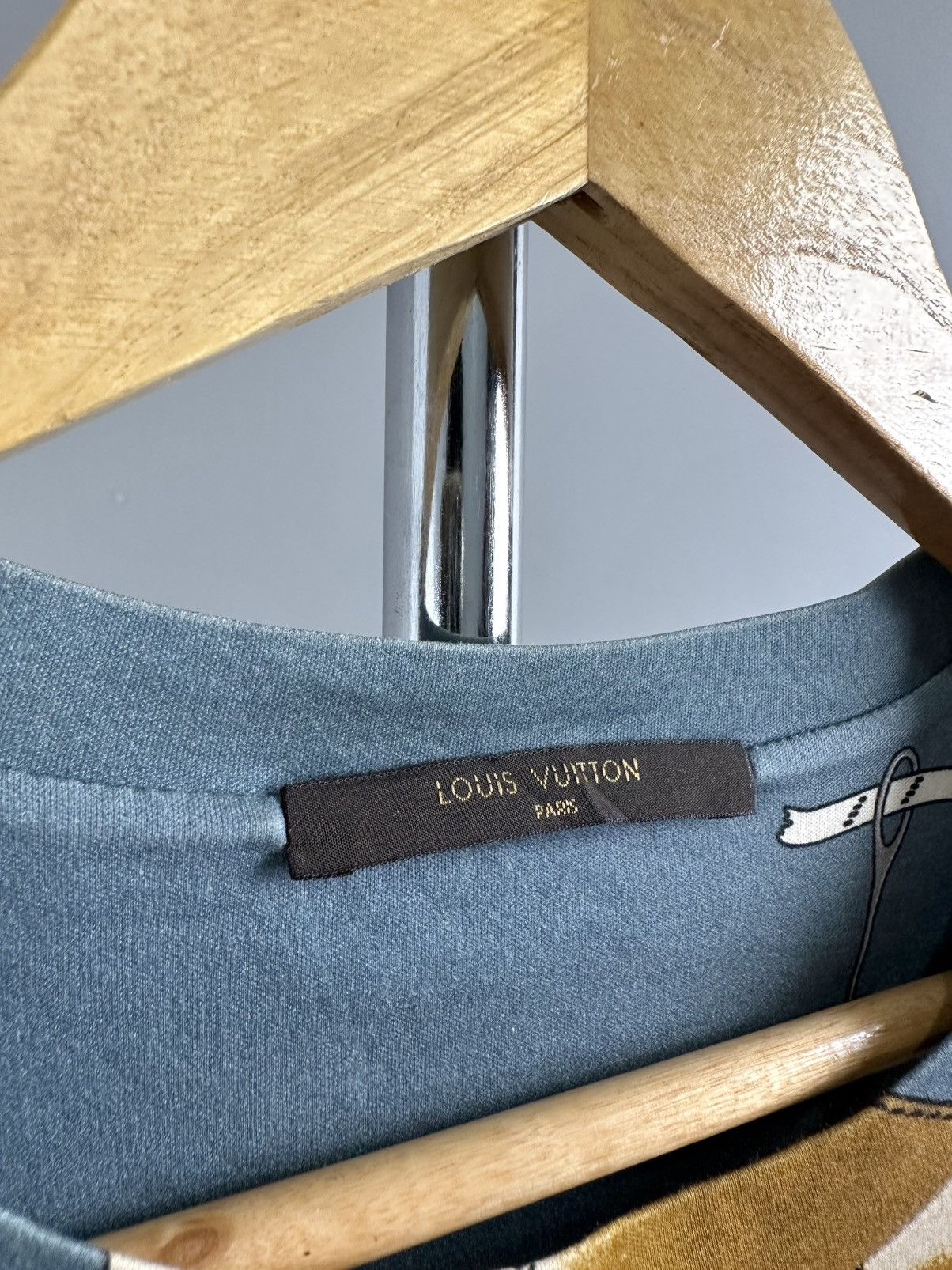 Louis Vuitton Louis Vuitton - “Tools” All Over Print Short Sleeve Shirt Size US S / EU 44-46 / 1 - 5 Thumbnail