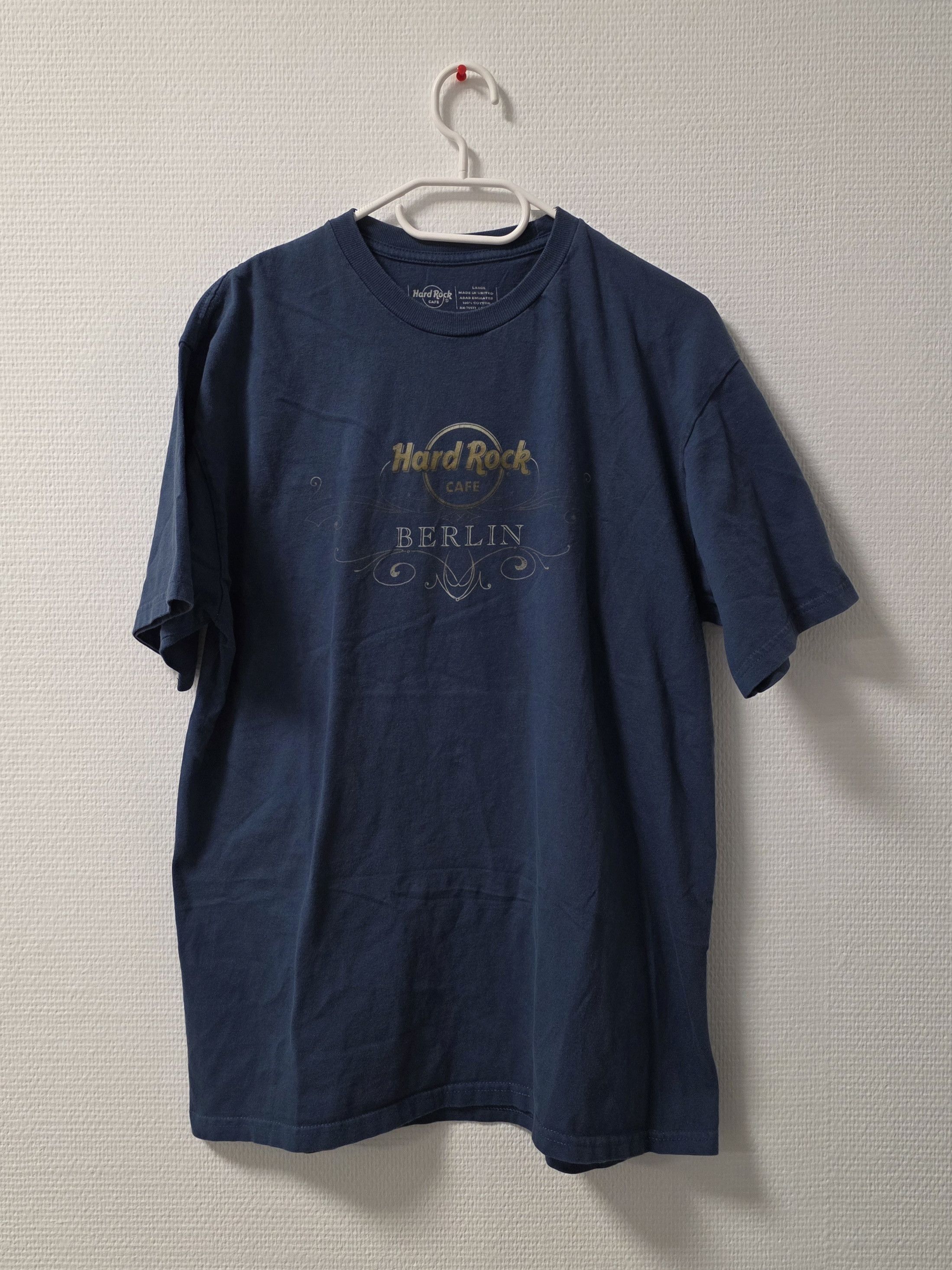 Hard Rock Cafe Hard Rock Cafe Berlin Germany Europe L t-shirt Size US L / EU 52-54 / 3 - 4 Thumbnail